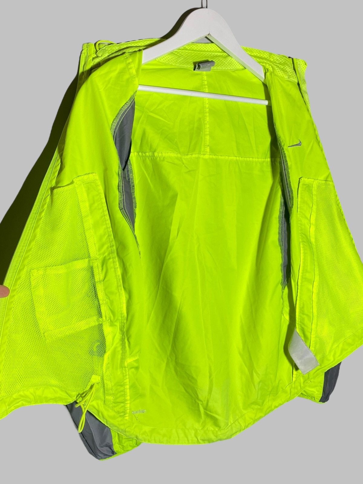 Nike 🔥 Y2K NIKE ACID LIME WINDBREAKER HYPER TECH UTILITY LOOK Size US S / EU 44-46 / 1 - 13 Thumbnail
