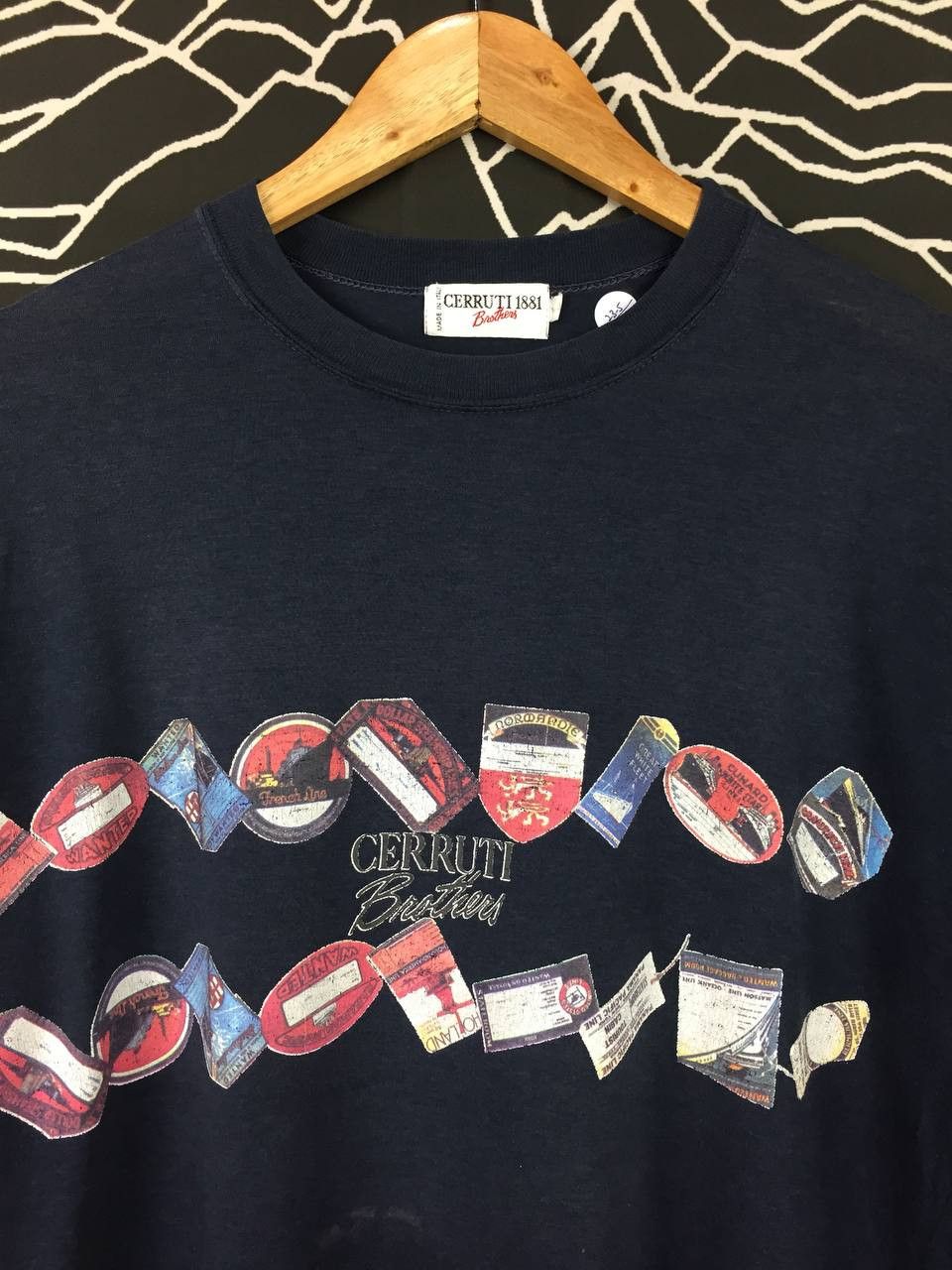 Cerruti 1881 Vtg Cerruti 1881 Brothers Made In Italy Tee Size US L / EU 52-54 / 3 - 3 Thumbnail