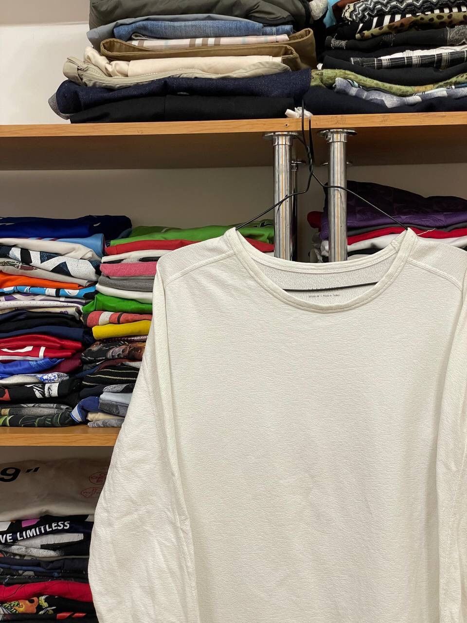 Allsaints AllSaints Muse Ls Crew White Long Sleeve Size US M / EU 48-50 / 2 - 4 Thumbnail