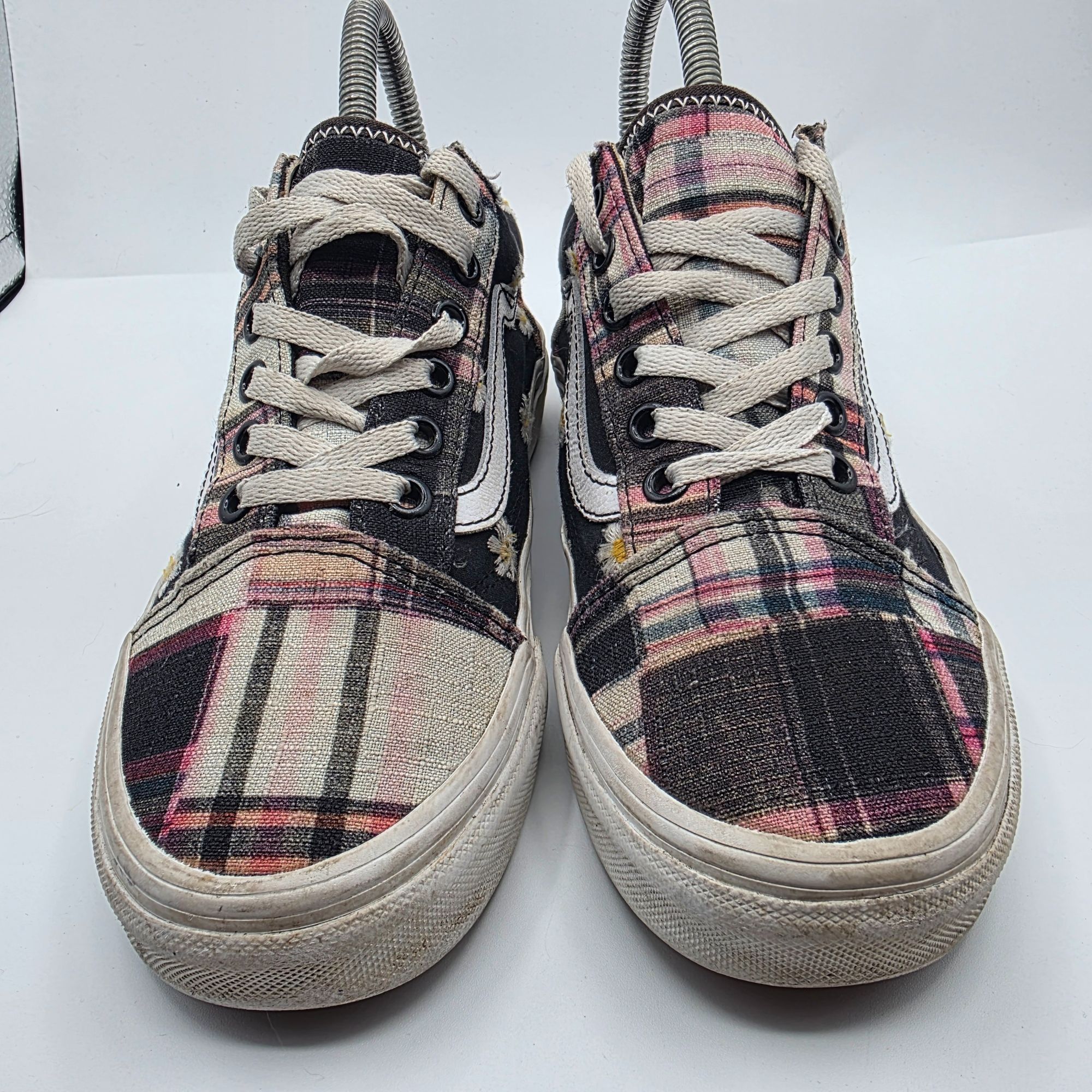 Vans Vans Old Skool Womens Size 6 Black Floral Plaid Patchwork Sn Size US 6 / IT 36 - 2 Thumbnail