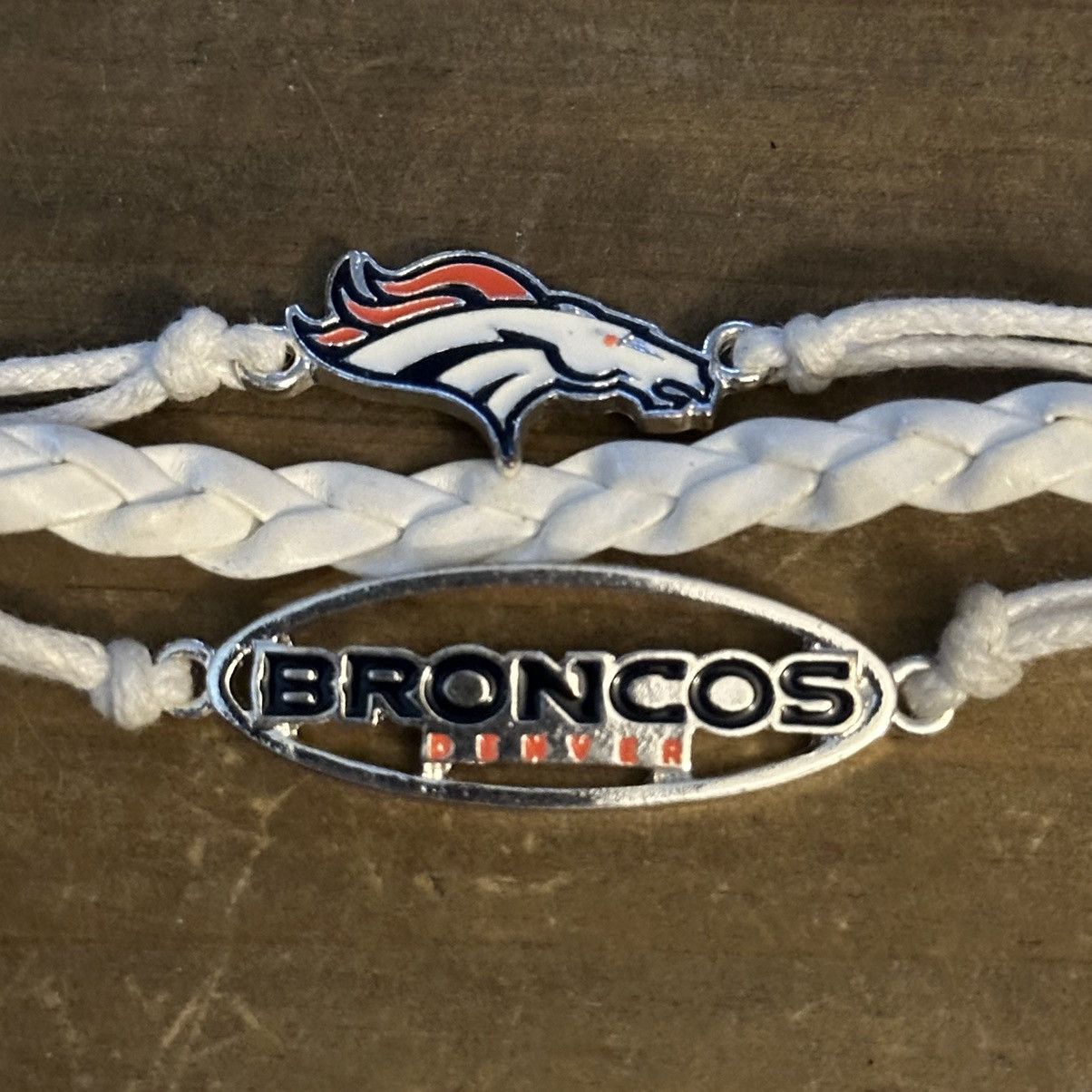 Other Denver Broncos multi strand leather bracelet Size ONE SIZE - 6 Thumbnail