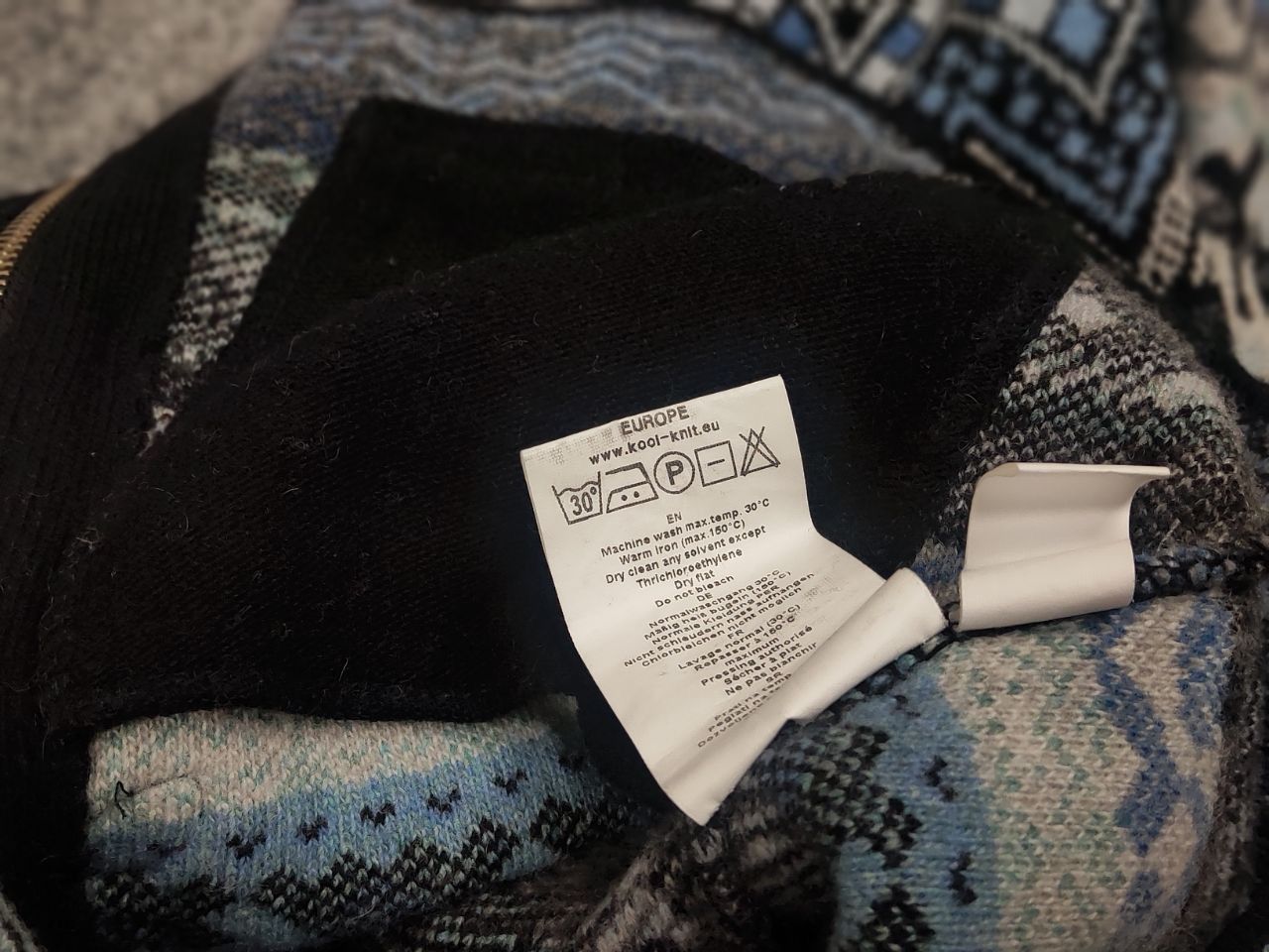 Vintage Vintage Kooi knitwear serbia Design Pattern Zip Knit Sweater Size M / US 6-8 / IT 42-44 - 19 Thumbnail