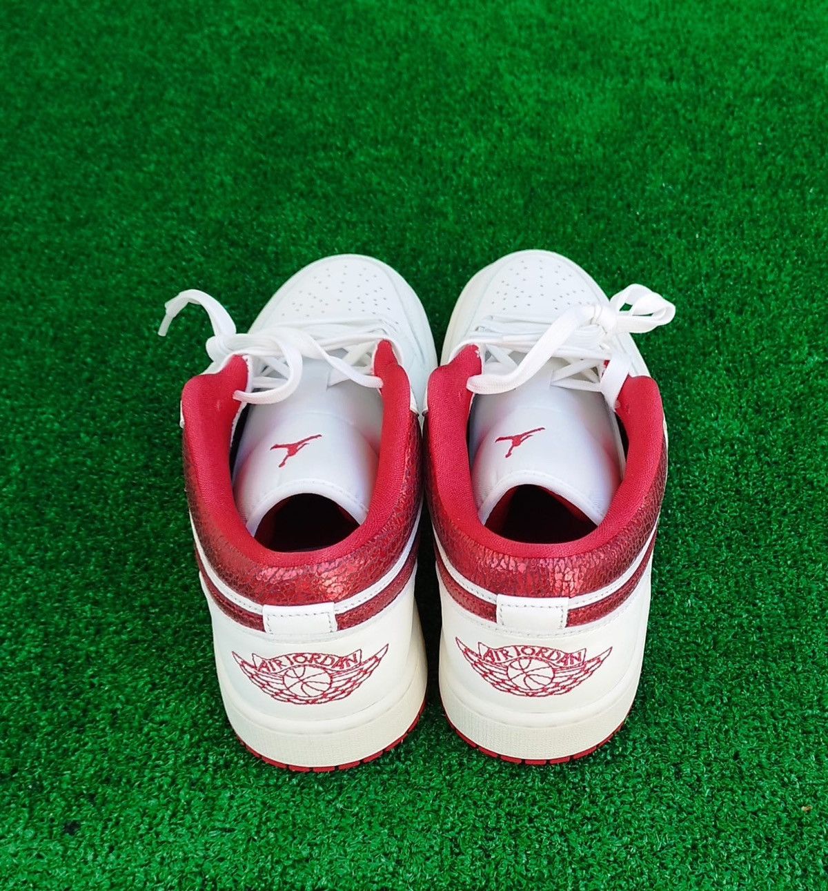 Jordan Brand New Air Jordan 1 Unisex. Size US 8.5 / EU 41-42 - 6 Thumbnail