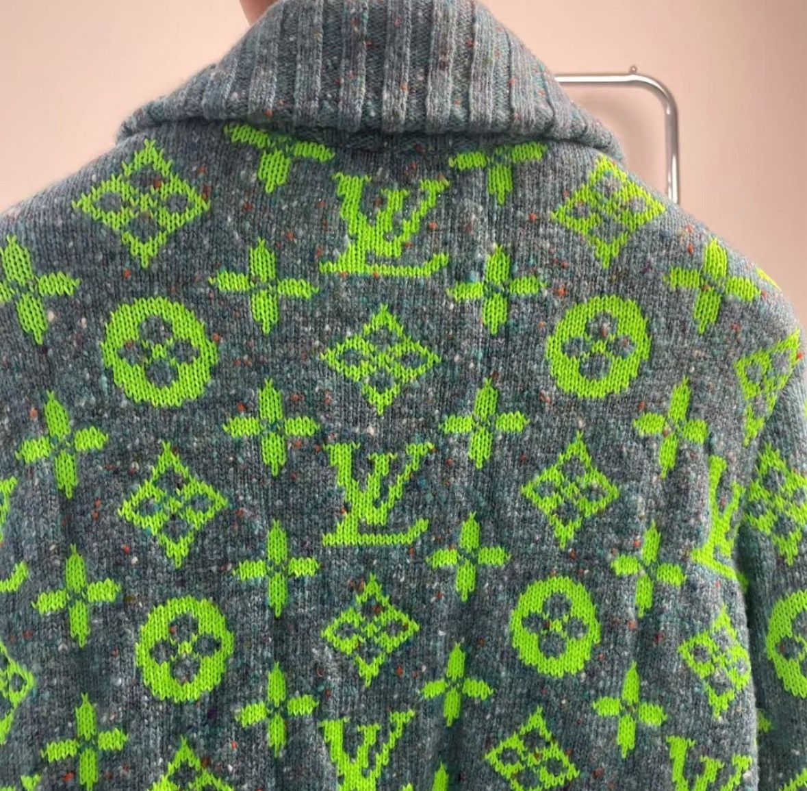 Louis Vuitton Louis Vuitton sweater 2503-Nextarrow Size US M / EU 48-50 / 2 - 5 Thumbnail