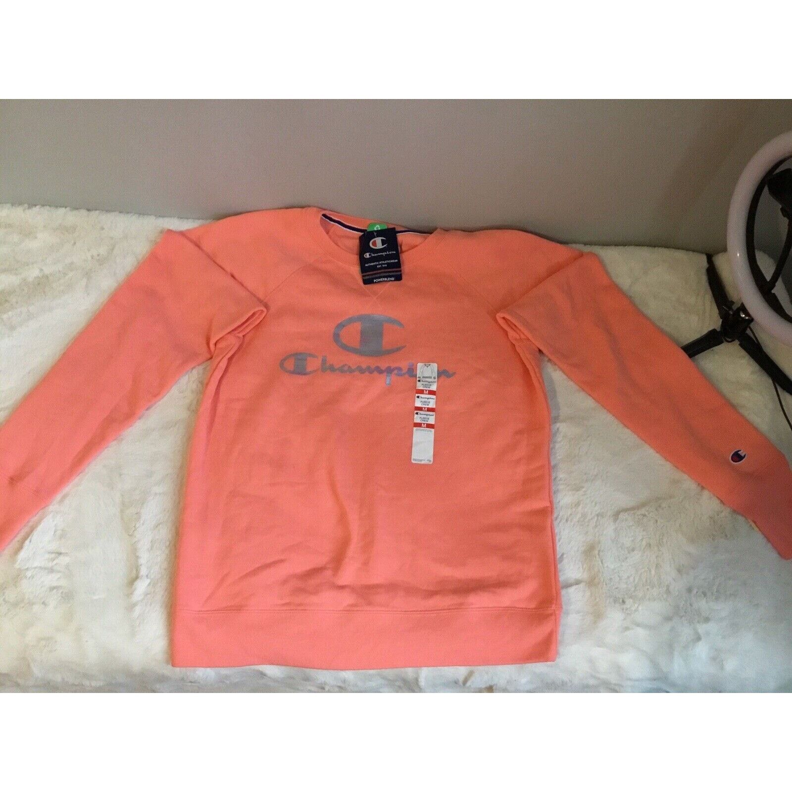 Champion NWT champion Women’s Sweater Size Medium warm ski workout Size M / US 6-8 / IT 42-44 - 7 Thumbnail