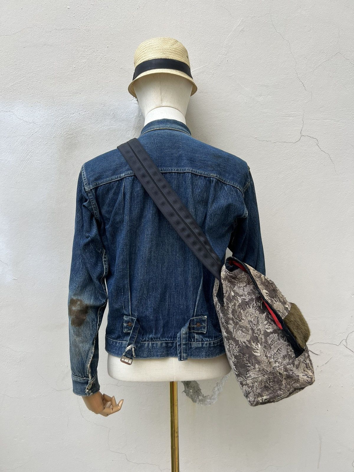 Vintage Vintage Beruf Tokyo Japan Jacquard Tarpaulin Messenger Bag Size ONE SIZE - 4 Thumbnail