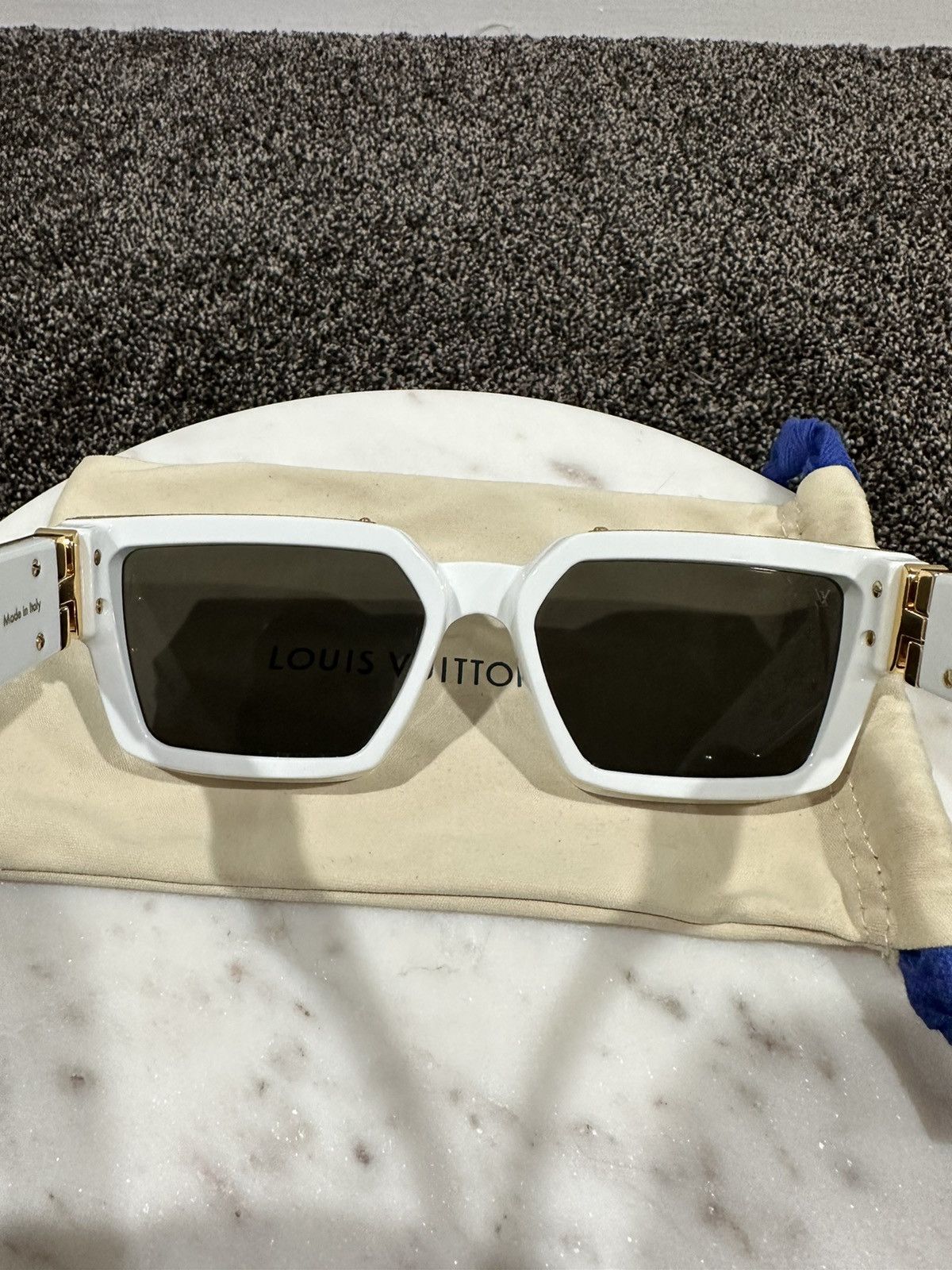 Louis Vuitton Louis Vuitton Virgil Abloh White 1.1 Millionaires Sunglasses Size ONE SIZE - 7 Thumbnail