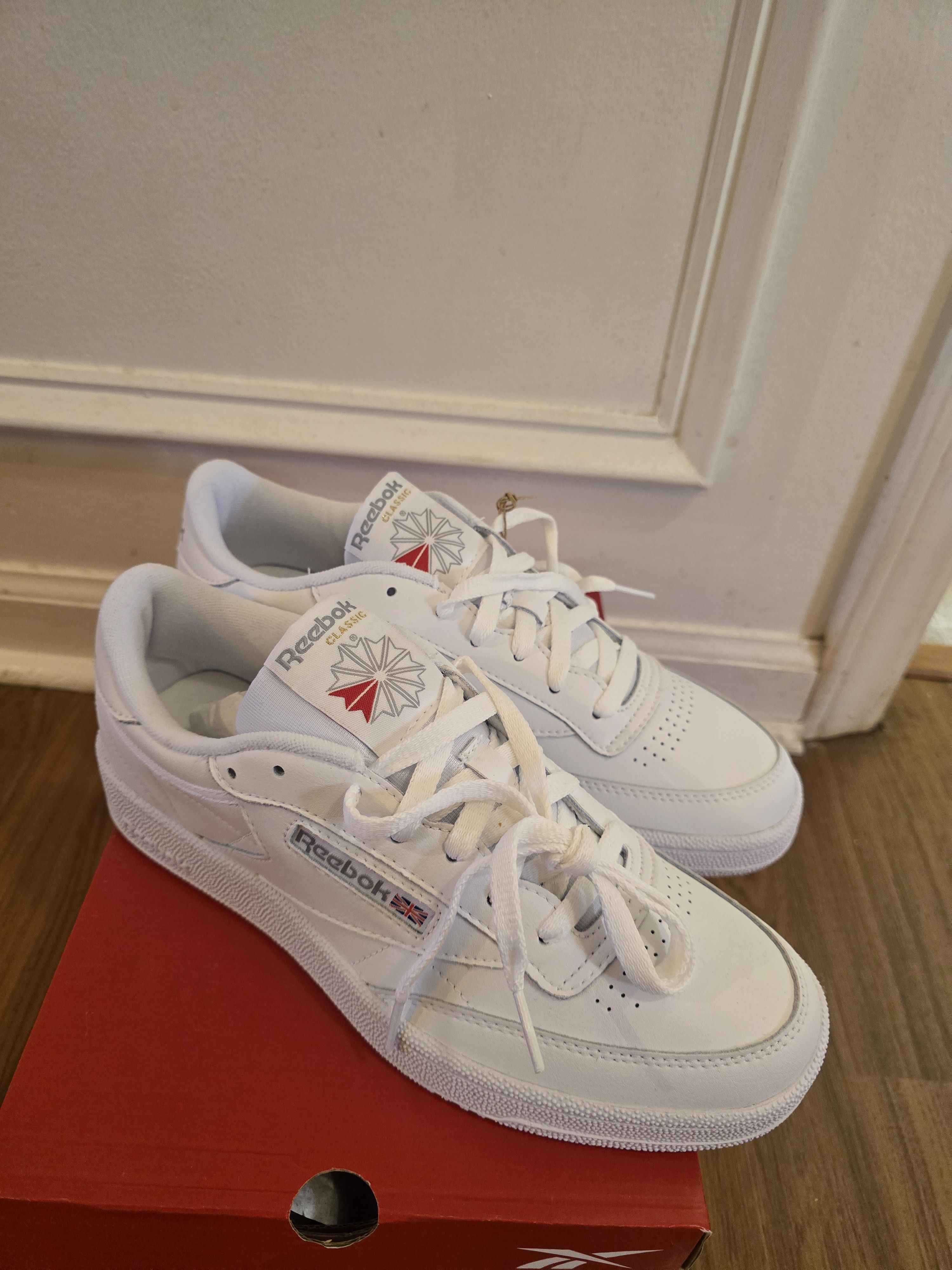 Reebok Reebok Club C 85 white/grey sz 8 Size US 8 / EU 41 - 1 Thumbnail