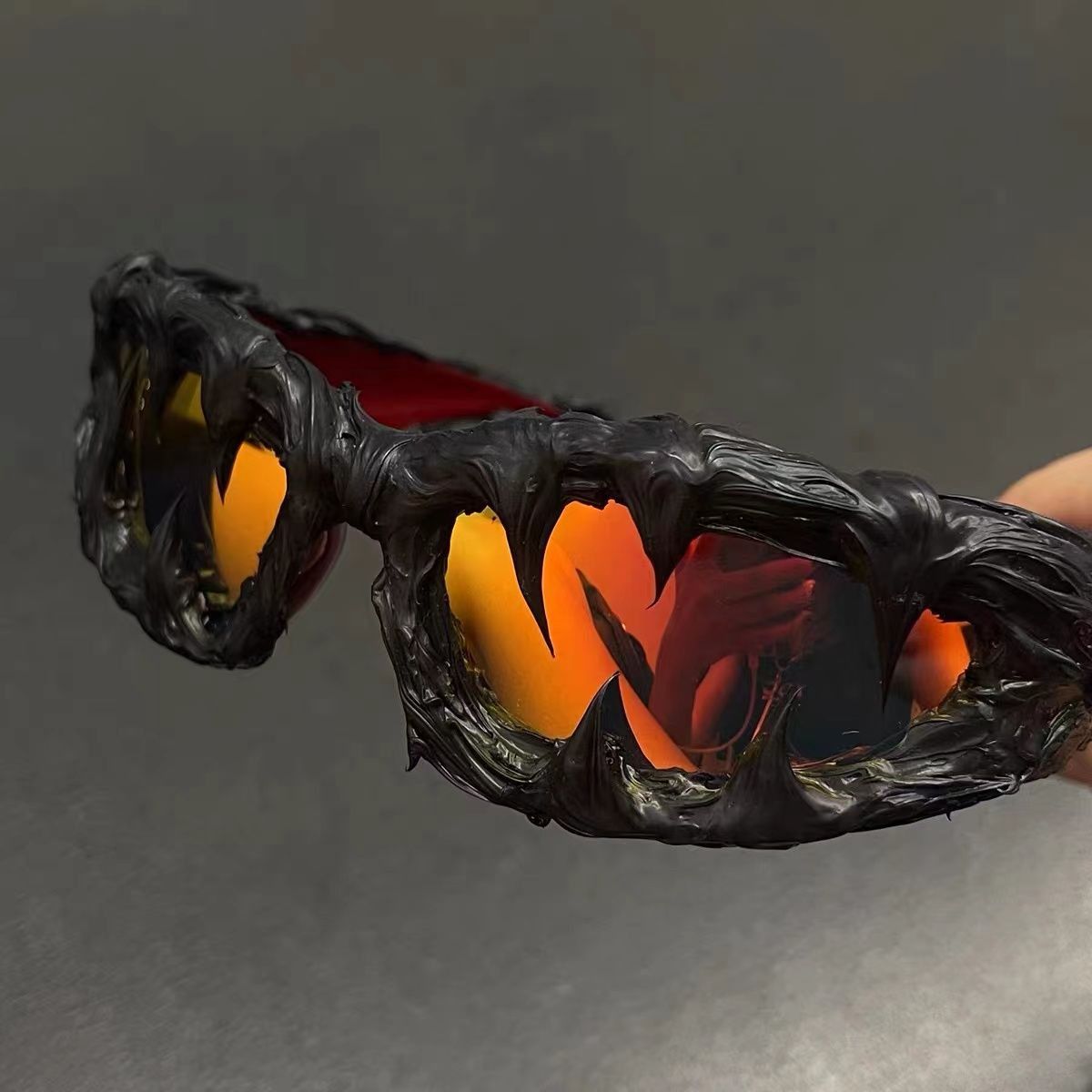 Electric Visual New Design Street ins style custom avant-garde sunglasses Size ONE SIZE - 1 Thumbnail