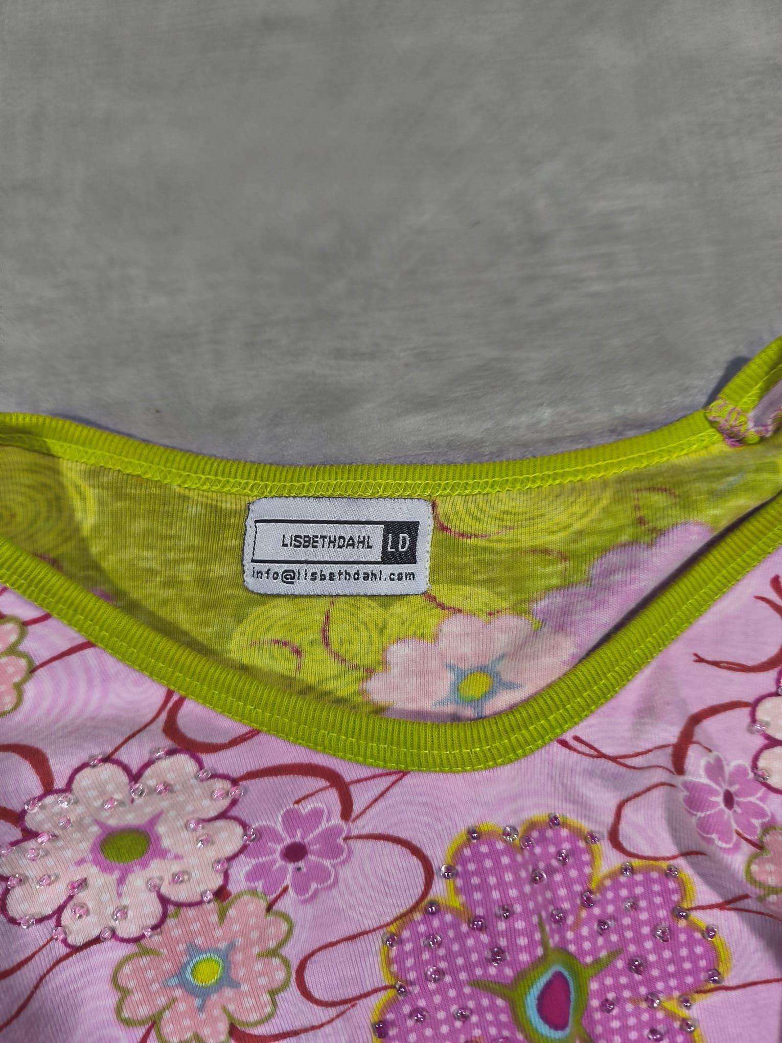 Custo Barcelona vintage custo barcelona desigual blumarine pink floral top Size S / US 4 / IT 40 - 5 Thumbnail