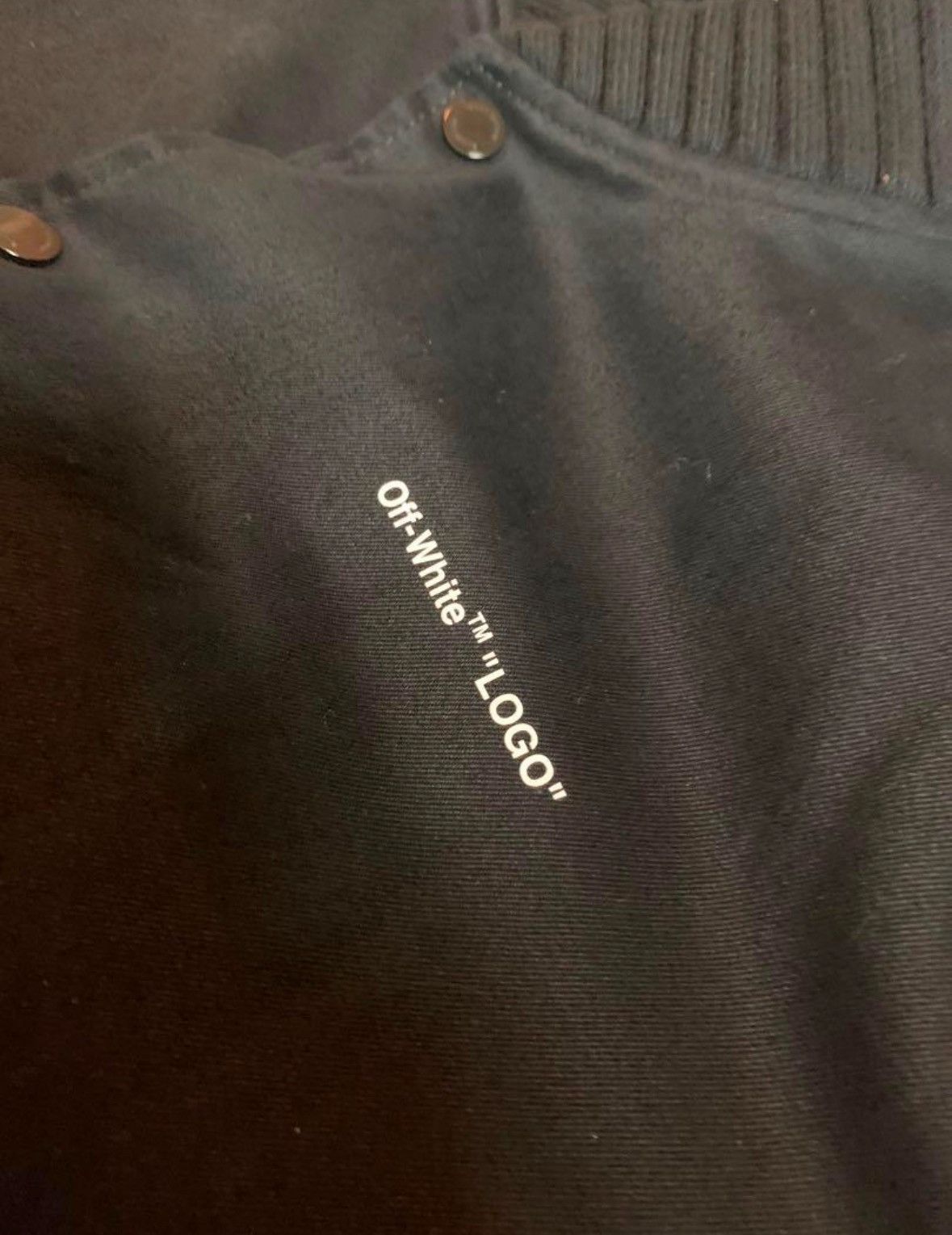 Off-White Off-White Arrow Logo Bomber Jacket Size US XL / EU 56 / 4 - 5 Thumbnail