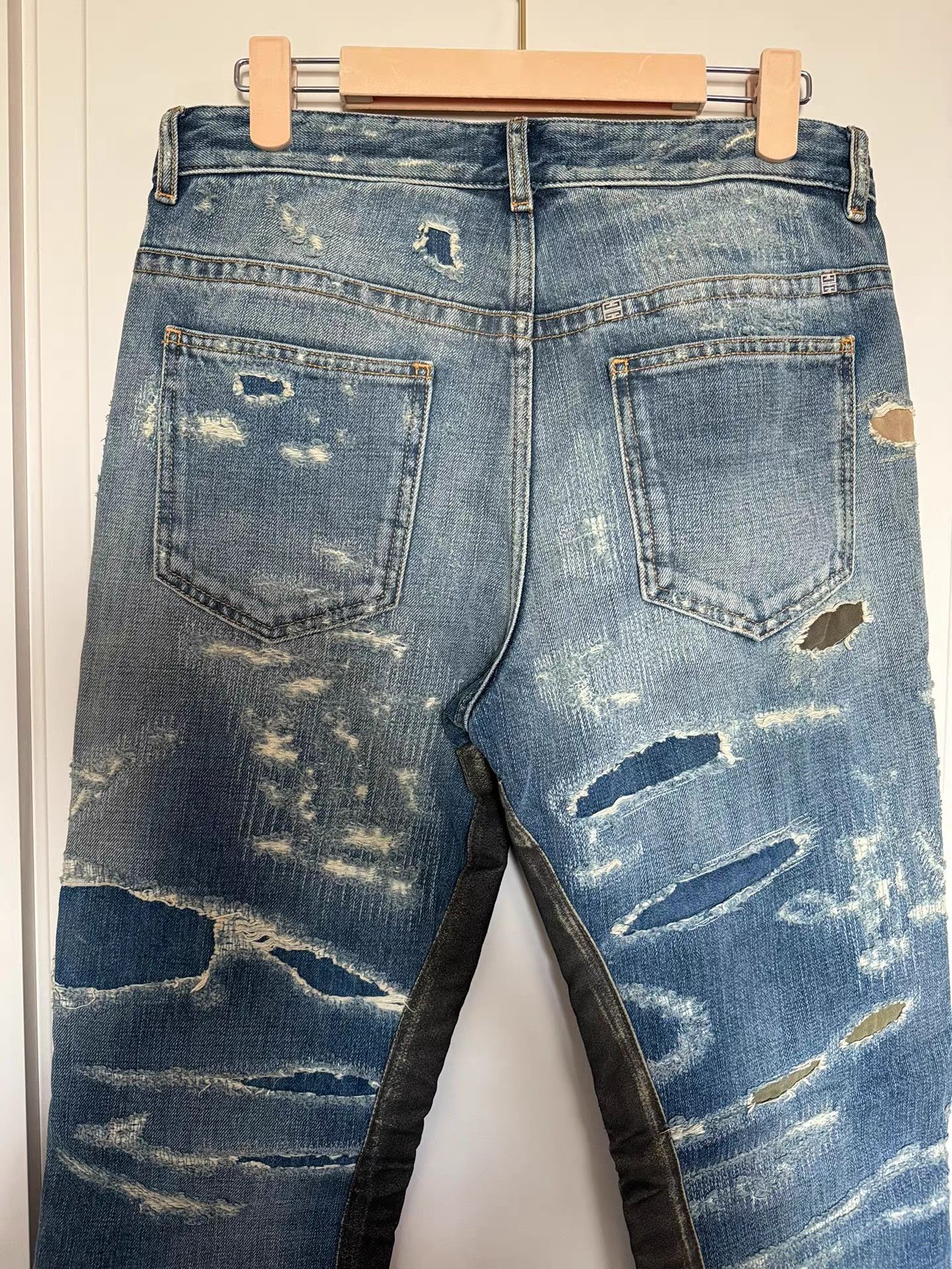 Givenchy Givenchy MMW Boro Distressed Jeans K6 Size US 31 - 6 Thumbnail