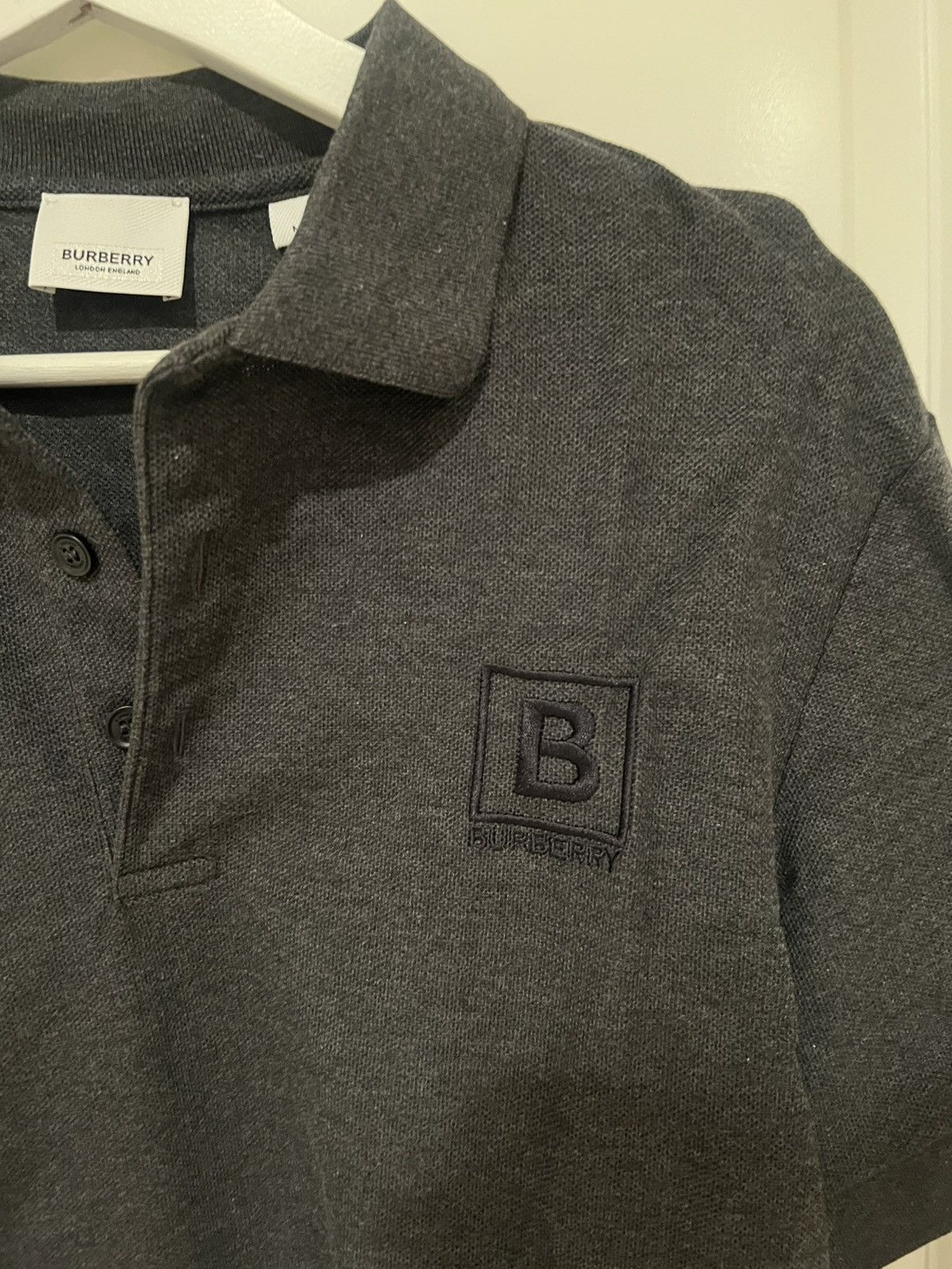 Burberry Burberry Logo B Polo Charcoal Grey Size US M / EU 48-50 / 2 - 2 Thumbnail