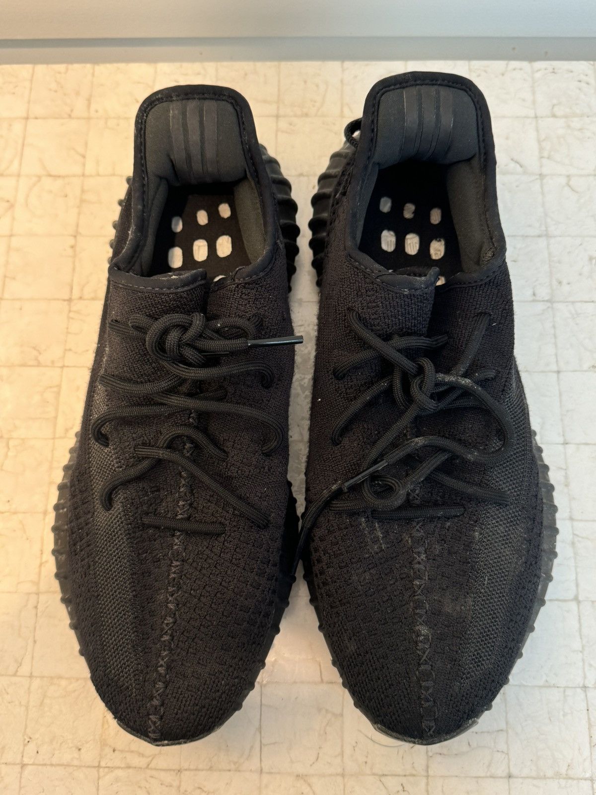 Yeezy Adidas Yeezy boost 350 V2 low onyx Size US 11.5 / EU 44-45 - 2 Thumbnail