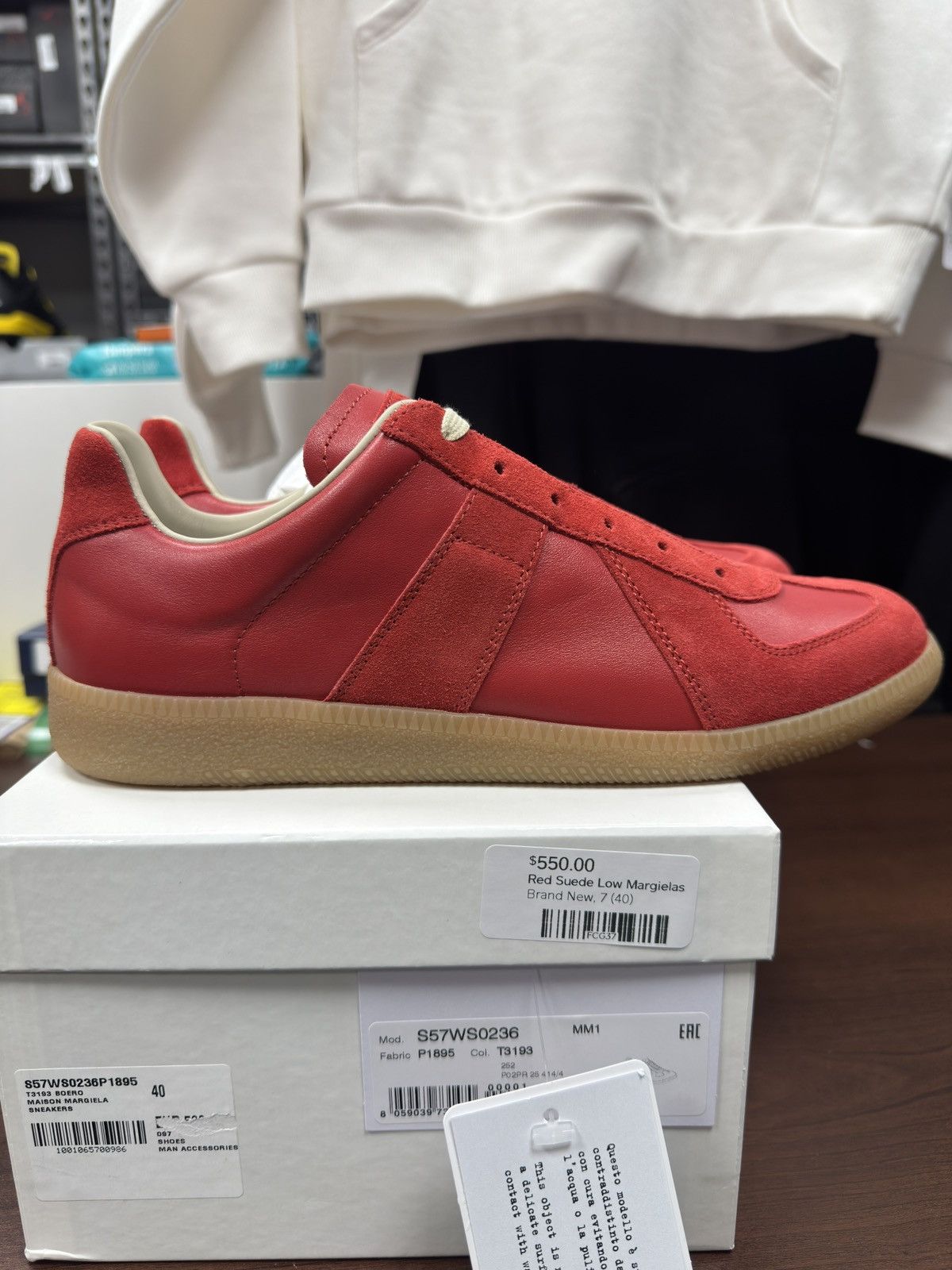 Maison Margiela Maison Margiela Replicas Red Size US 7 / EU 40 - 1 Thumbnail