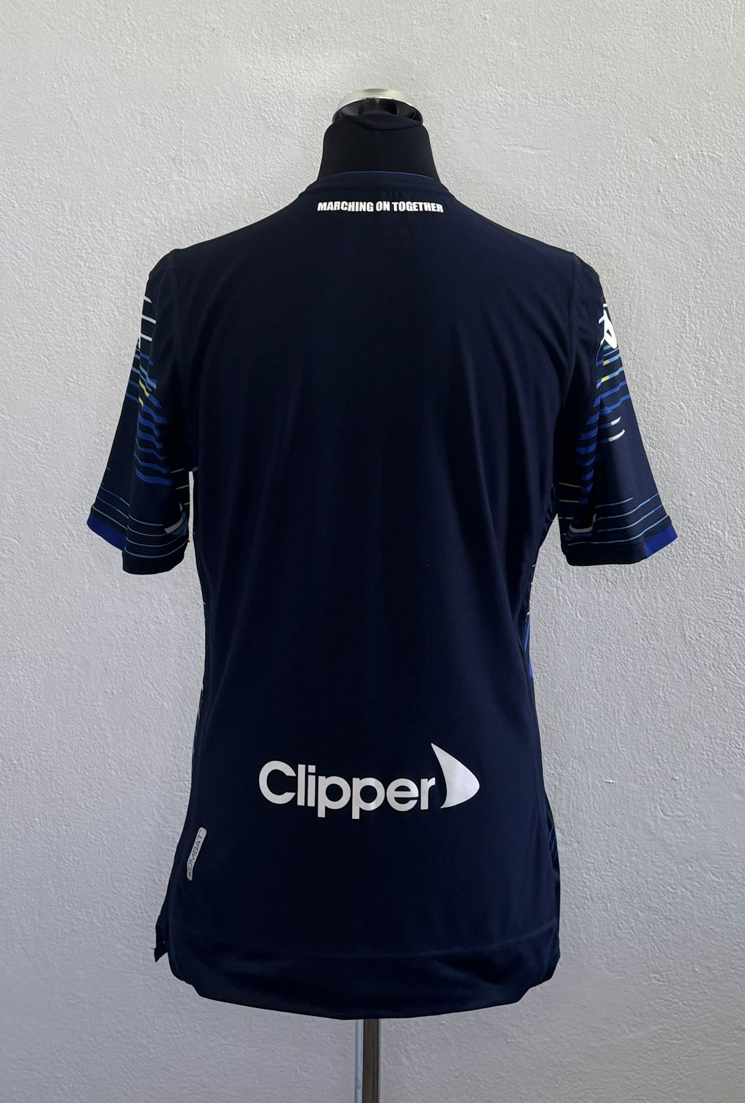 Kappa Leeds United 2018/2019 Kappa Football Jersey Size L Size US L / EU 52-54 / 3 - 2 Thumbnail