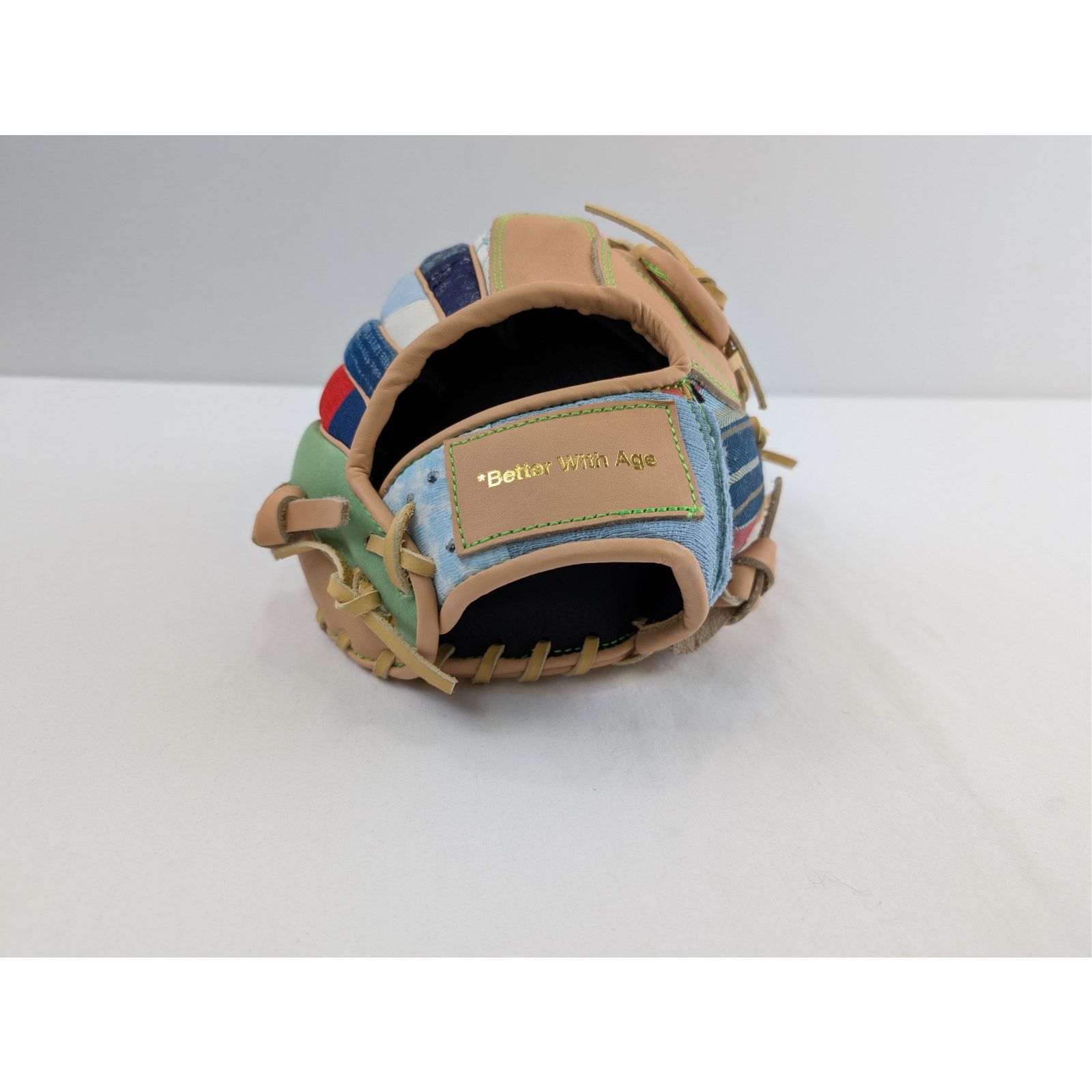 Better With Age o1rshd1 Size: OS / Gloves in Multicolor Size ONE SIZE - 7 Thumbnail