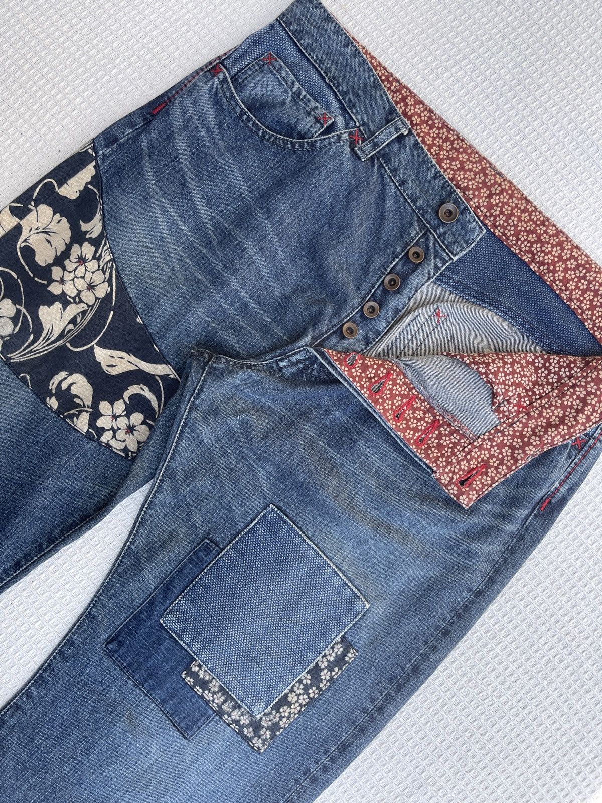 Karakuri Tamashii Last🔥Vtg Japan Brand Eternal Patchwork Jeans Karakuri Style Size US 34 / EU 50 - 2 Thumbnail