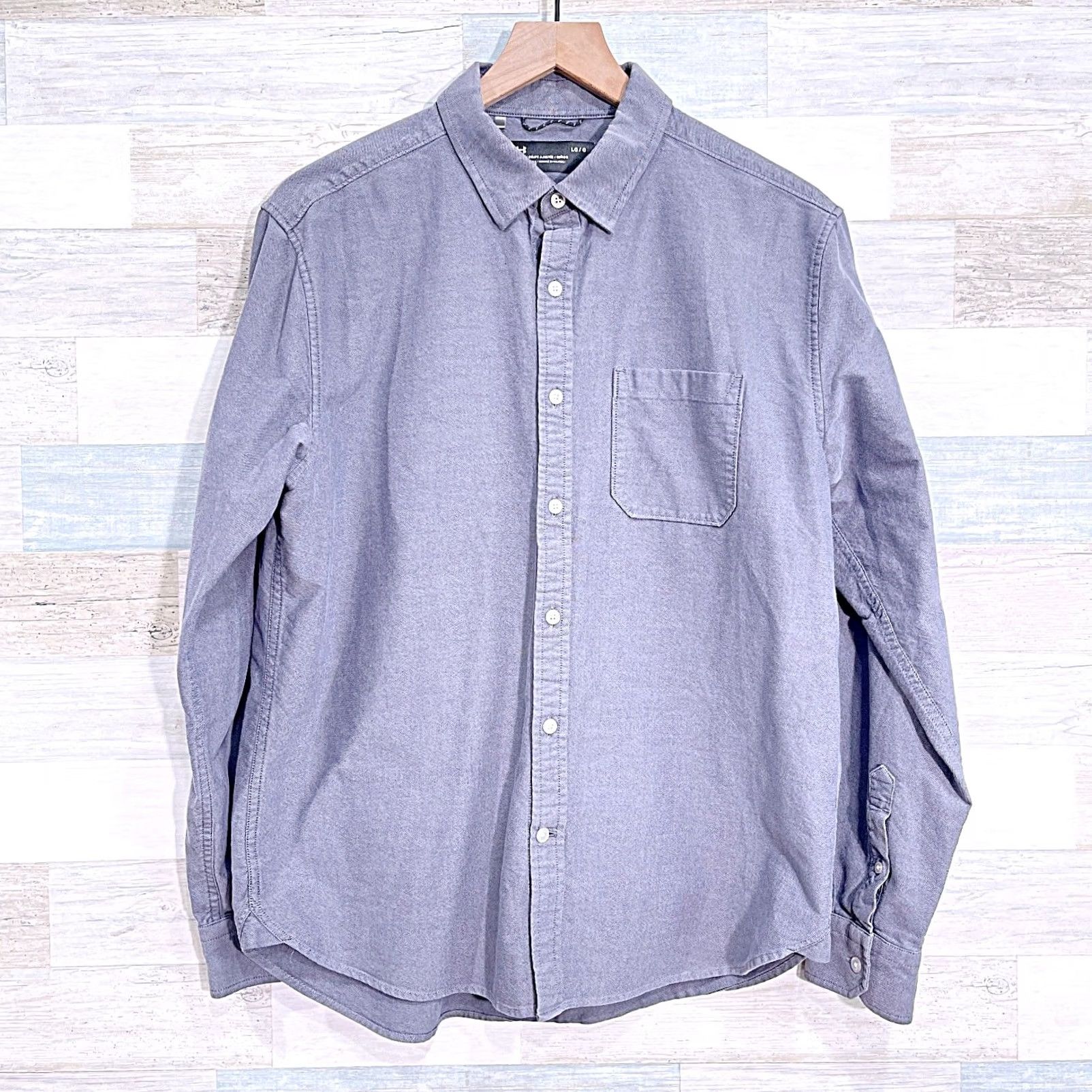 under armour button down dress shirts Men's UPF 50 Dockside Short Sleeve Button-Down Shirt The UPF 50+ protects your skin from the suns harmful rays Under Armour Shorebreak Hybrid Woven