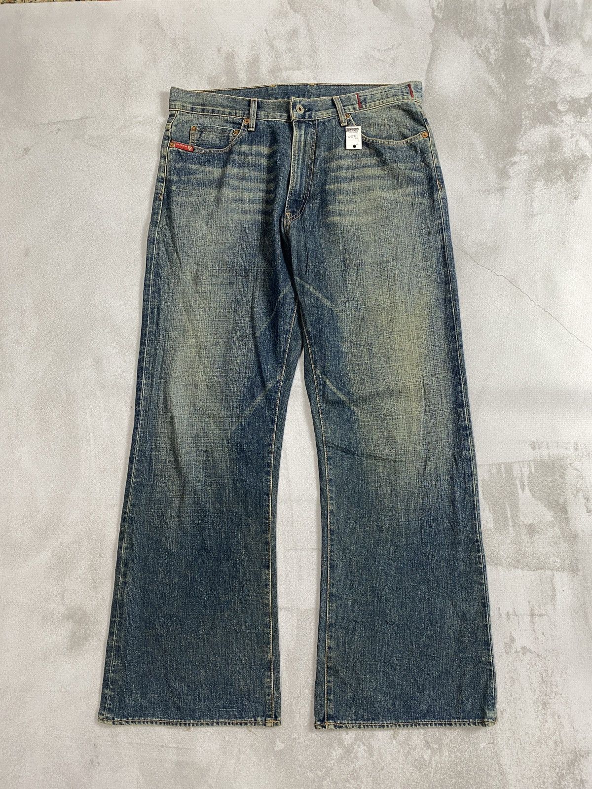 Guess Vintage y2k Guess Jeans Bootcut Size US 34 / EU 50 - 1 Thumbnail