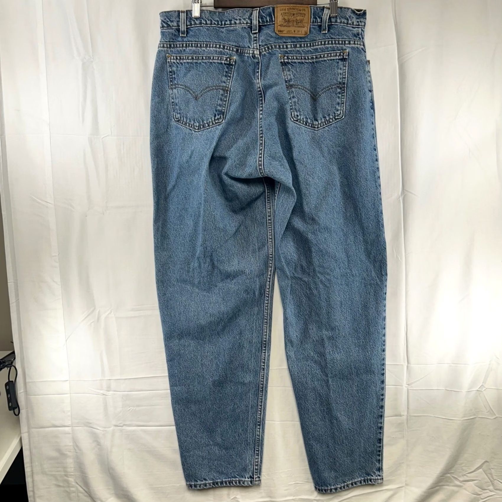 Levi's VINTAGE Levi's 560 Jeans Mens 38x34 Blue 90s Grunge Skate Tapered Loose Fit Denim Size US 38 / EU 54 - 5 Thumbnail