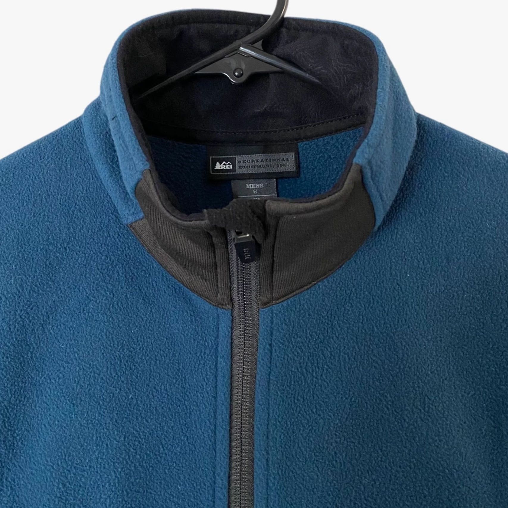 Vintage REI Co-op Vest Full-Zip Fleece Blue & Black Mens Small Hiking Travel Outerwear Vest Size US S / EU 44-46 / 1 - 5 Thumbnail