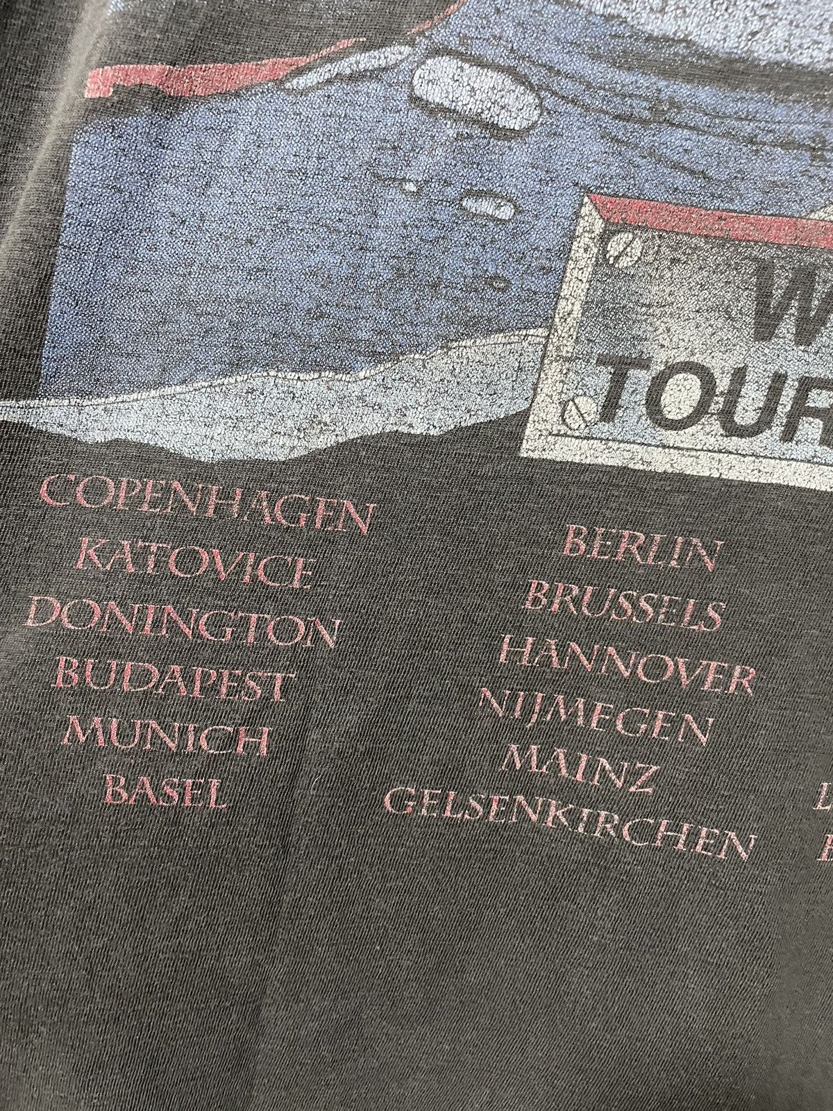 AC/DC AC/DC 1990 The Razors Edge Tour 1990/91 T Shirt Vintage Tee Size US XL / EU 56 / 4 - 20 Thumbnail