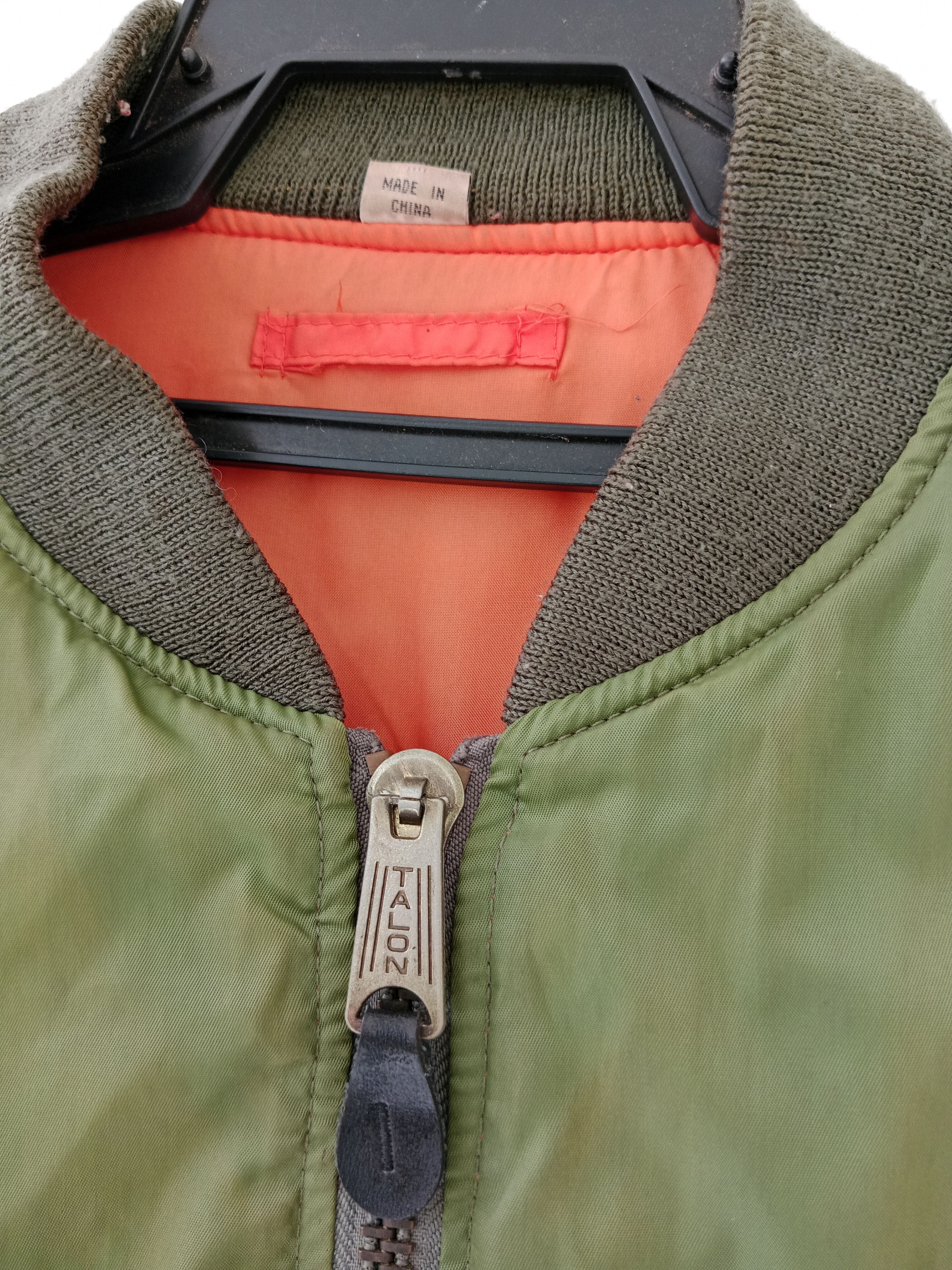 Vintage Vintage MA-1 Flyers Thrashed Reversible Jacket Bomber Size US L / EU 52-54 / 3 - 7 Thumbnail