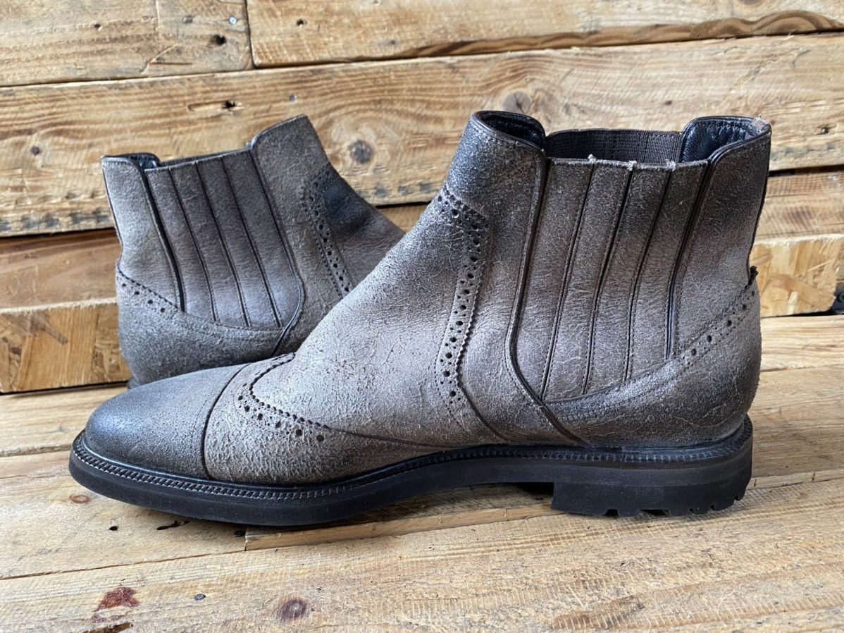 Dolce & Gabbana Dolce gabbana distressed suede gray chelsea boots Size US 10 / EU 43 - 12 Thumbnail