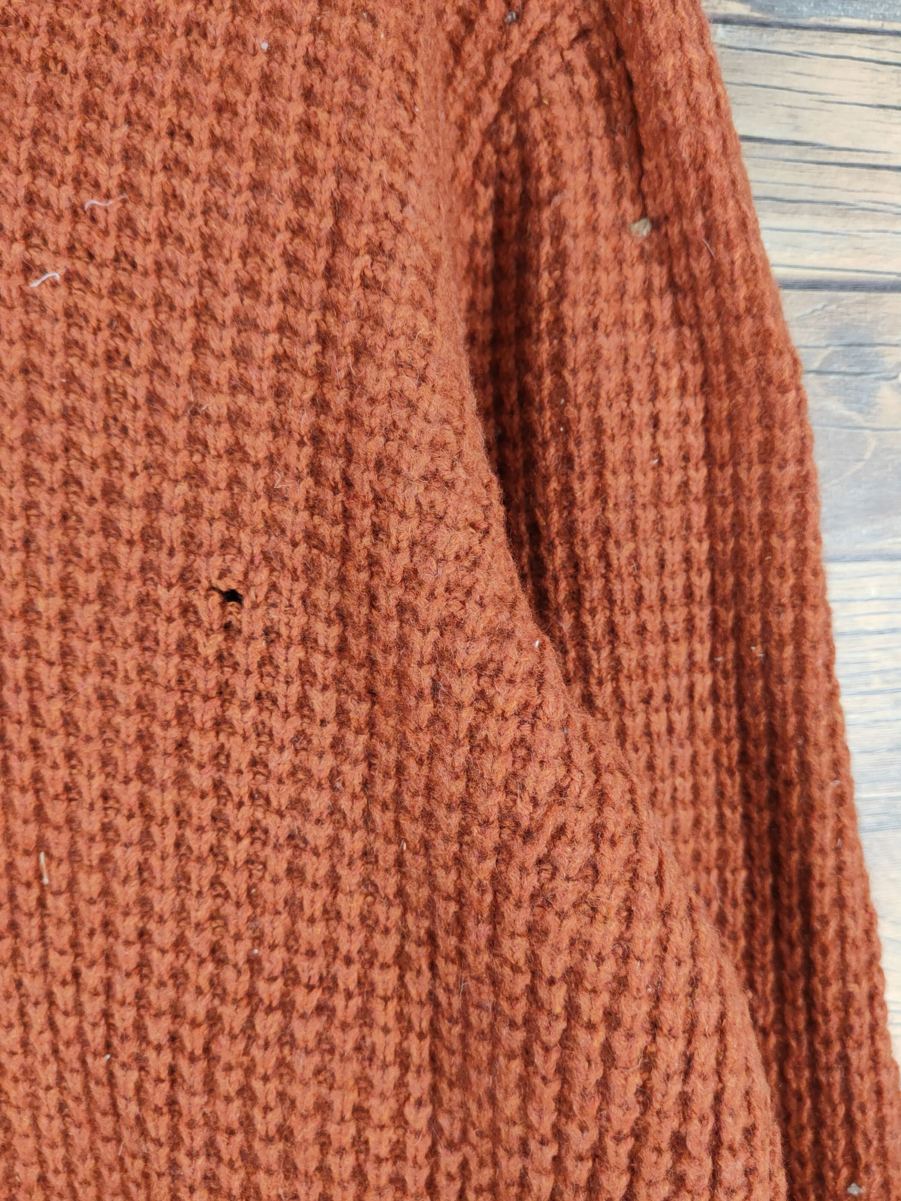 Vintage Uniqlo Dark Orange Knitwear Sweatshirts #W1678 Size US XL / EU 56 / 4 - 5 Thumbnail
