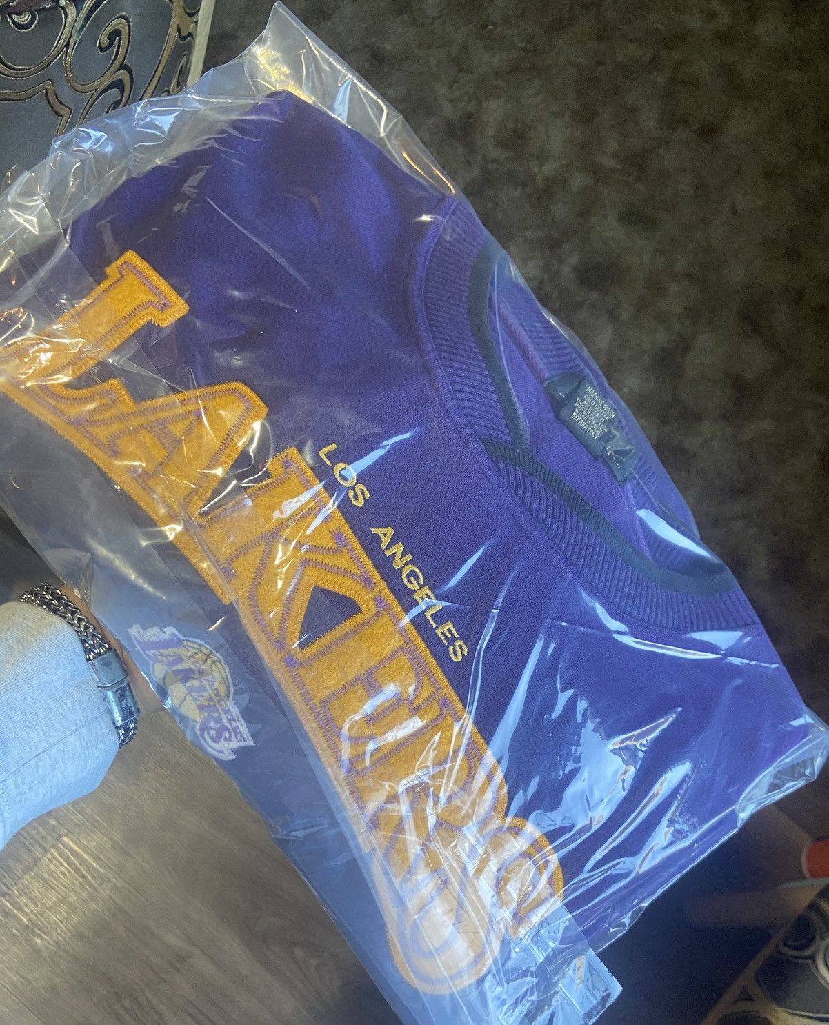 Antigua × NBA Vintage Antigua Lakers Crewneck Size XXL Size US XXL / EU 58 / 5 - 5 Thumbnail