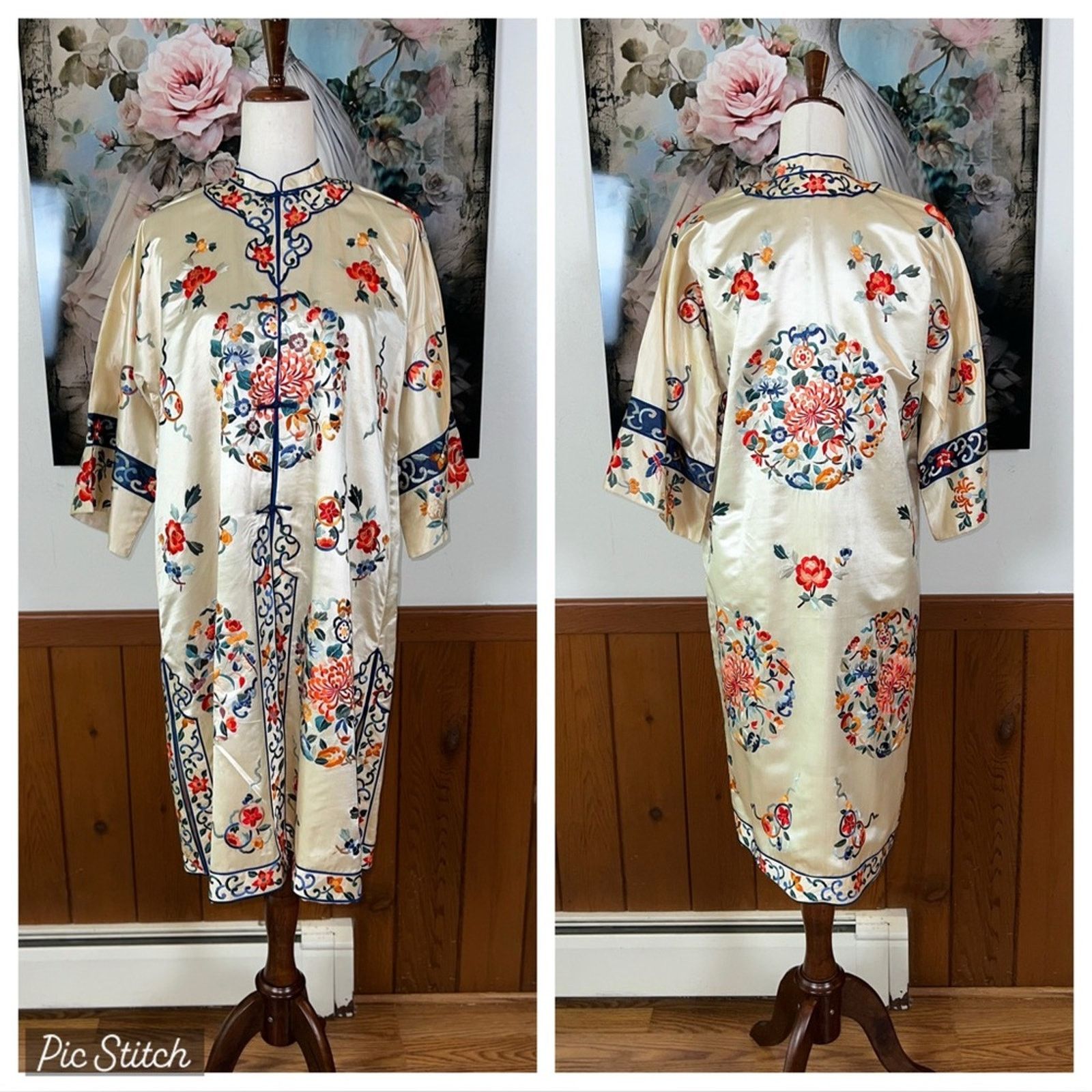 Vintage Spectacular Vintage 1930s/40s Embroidered Silk Kimono! Size ONE SIZE - 1 Thumbnail