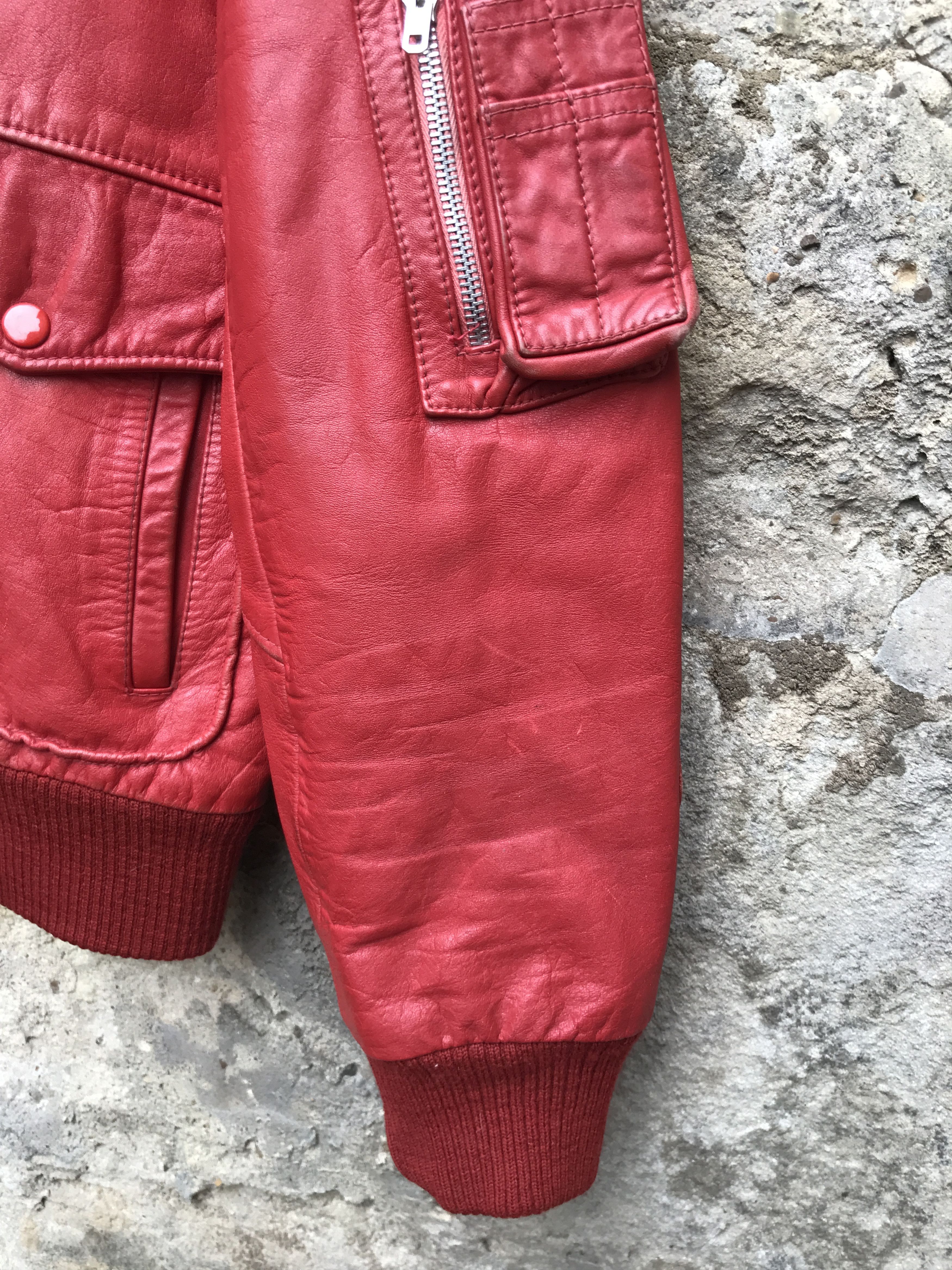 Vintage Vintage 80s Red Distressed Leather Motorcycle Bomber Jacket Size US XS / EU 42 / 0 - 8 Thumbnail