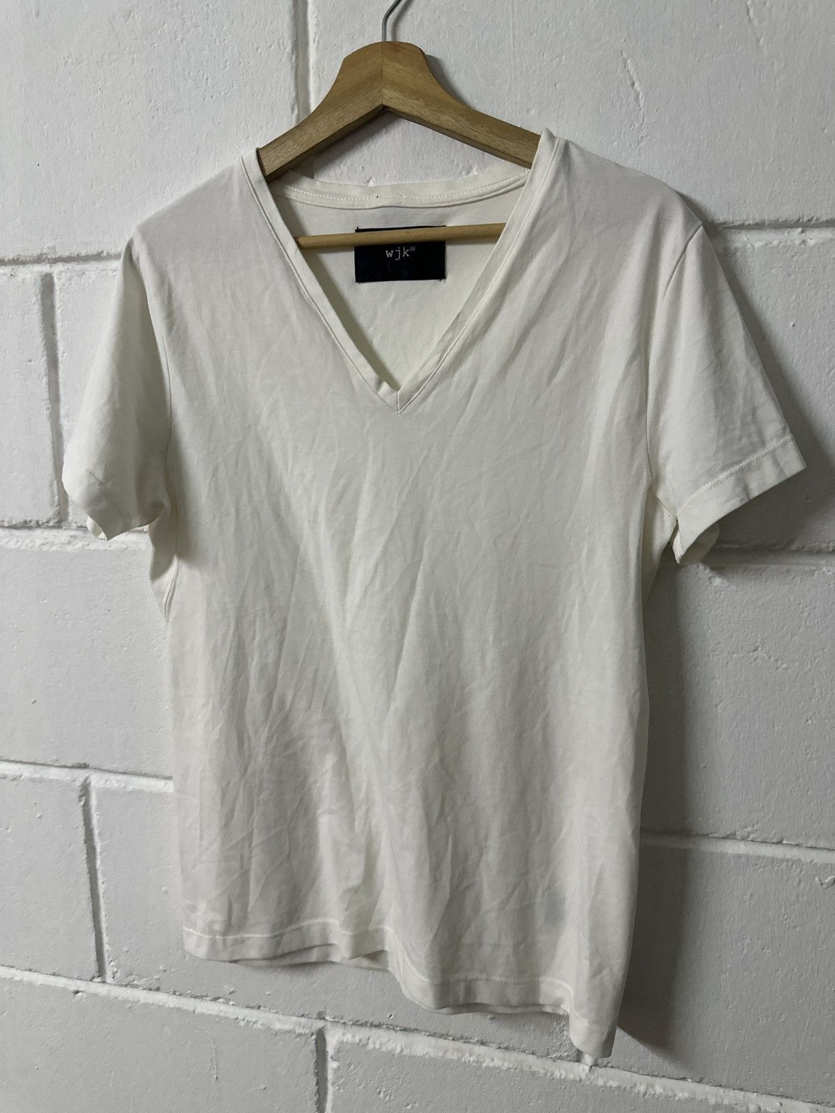 Carpe Diem Wjk®️ V-Neck S/S Tee Size US M / EU 48-50 / 2 - 11 Thumbnail
