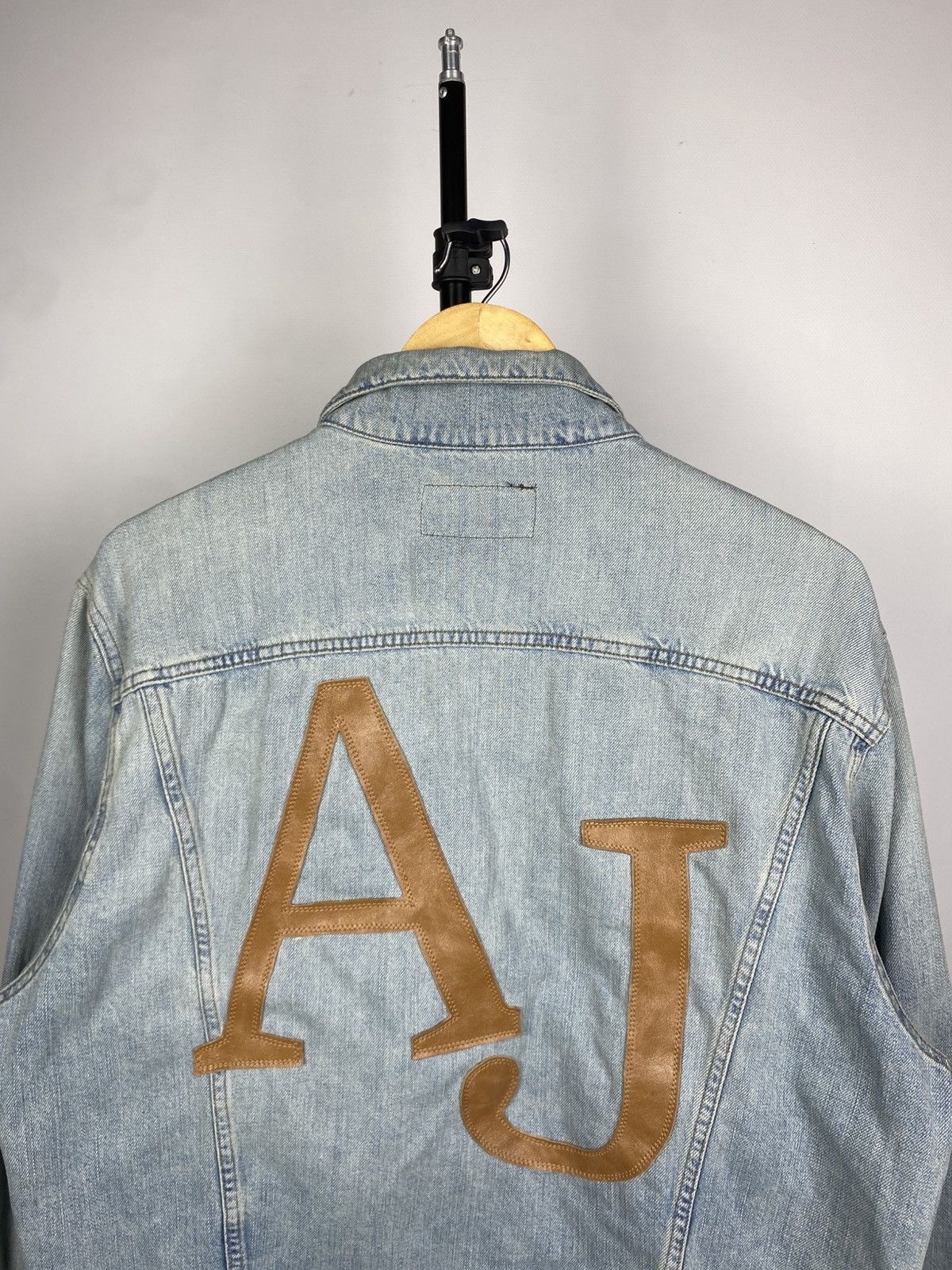 Giorgio Armani Vintage 90s Armani Jeans BIG LOGO Denim Jacket Size US M / EU 48-50 / 2 - 8 Thumbnail