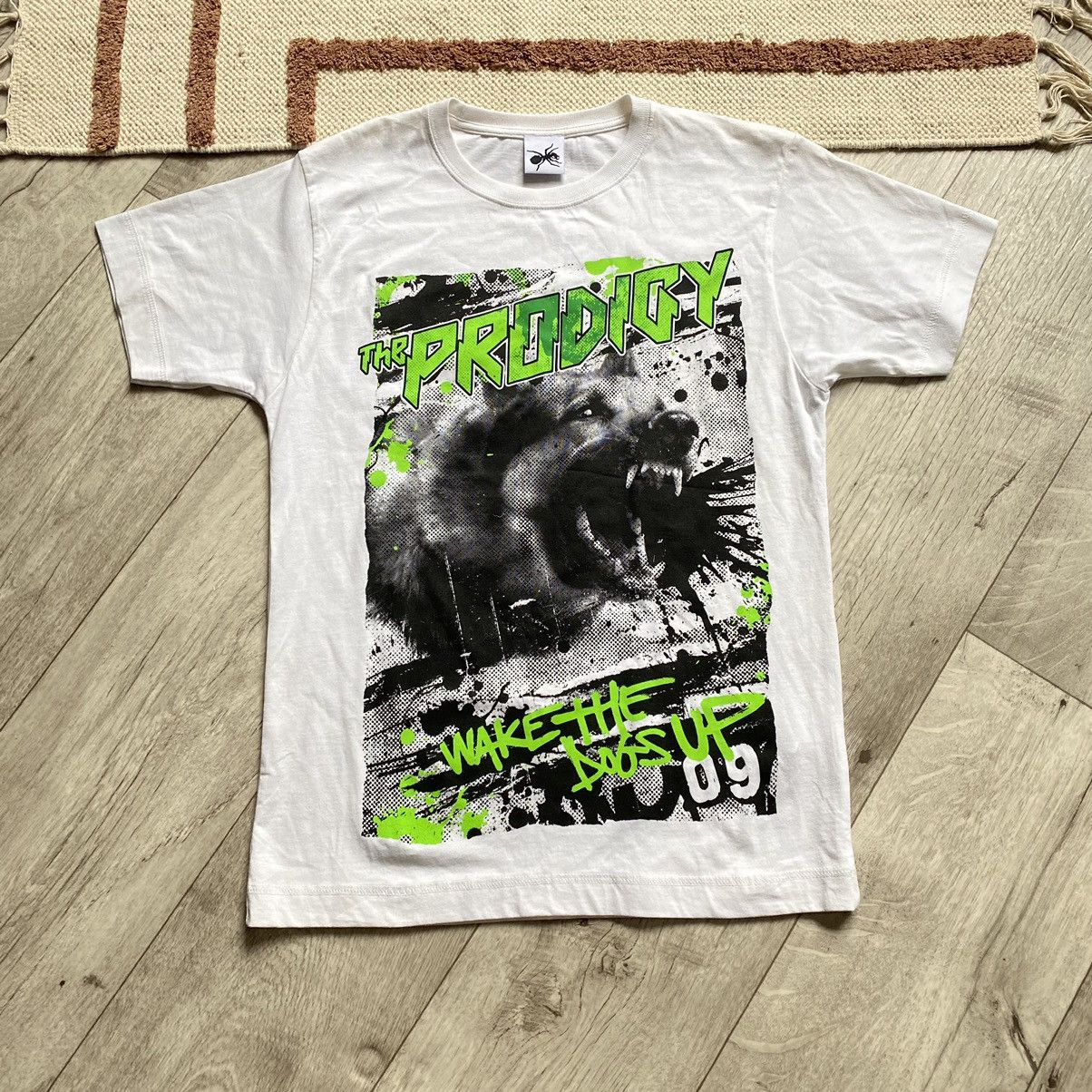 Band Tees THE PRODIGY Y2K BAND WAKE THE DOORS UP CRAZY PRINT T SHIRT Size US S / EU 44-46 / 1 - 1 Thumbnail