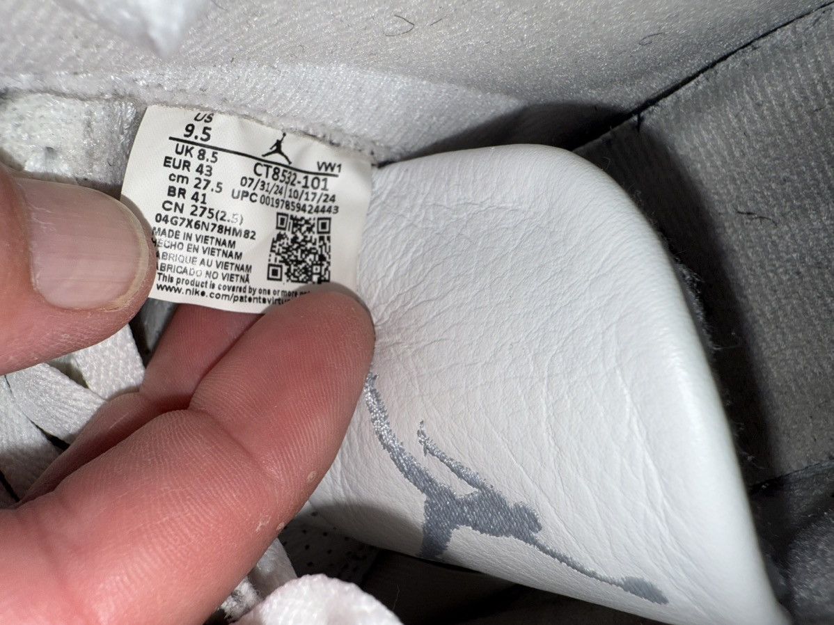Jordan Brand Nike Air Jordan 3 “Lucky Shorts” minimal use, OG Box, clean! Size US 9.5 / EU 42-43 - 17 Thumbnail