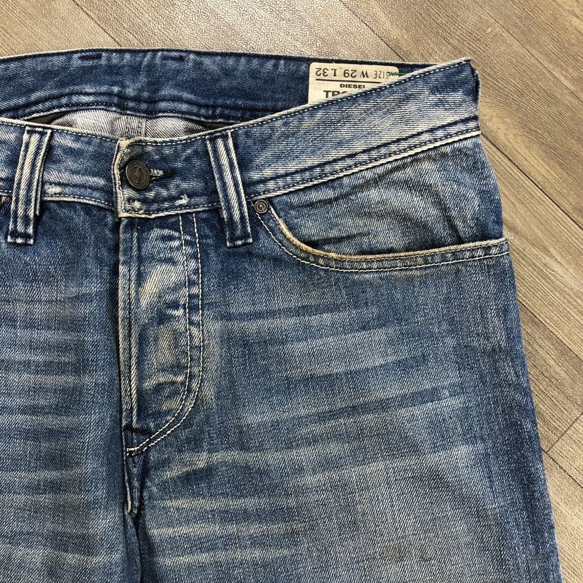 Diesel 2000s Diesel Industry Trouleg Faded Jeans Size US 32 / EU 48 - 9 Thumbnail