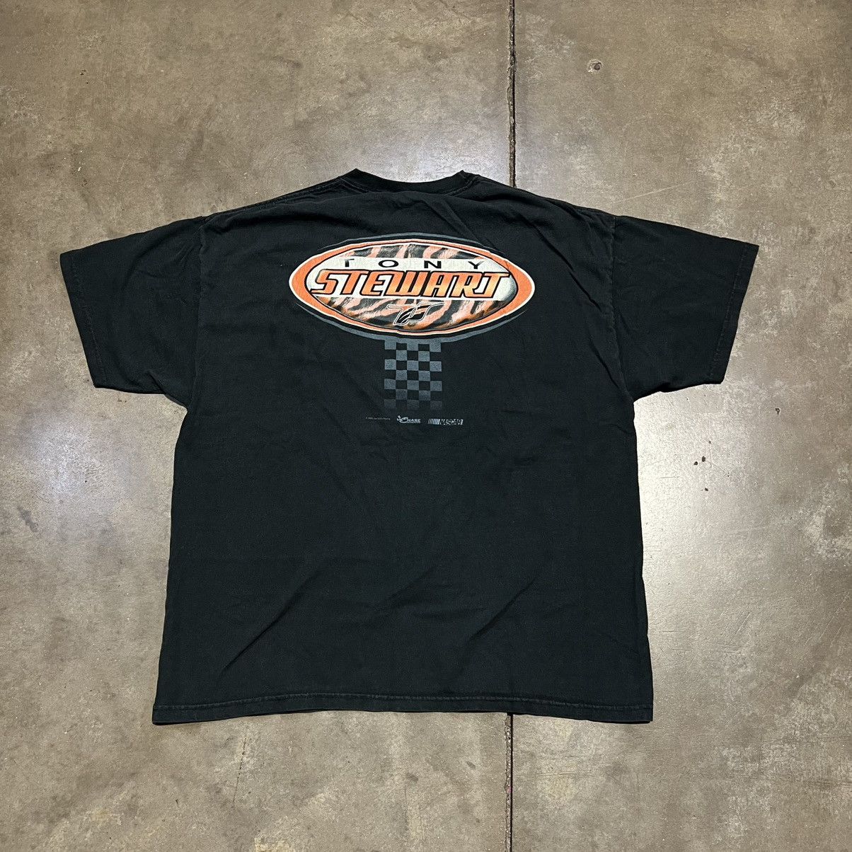 NASCAR Vintage Tony Stewart Chase Authentics Nascar T shirt Racing Size US L / EU 52-54 / 3 - 1 Thumbnail