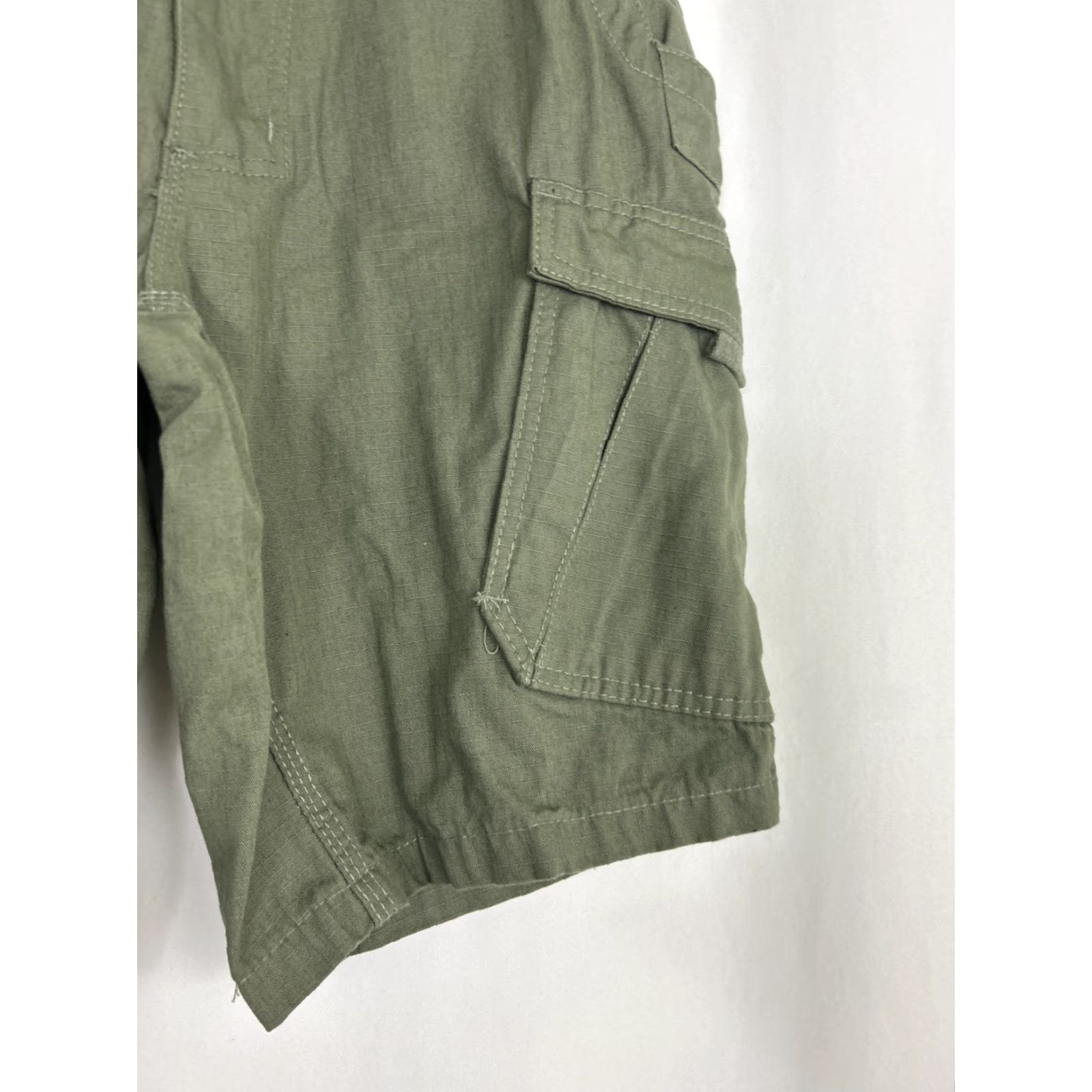 Vintage VINTAGE Guide Gear Cargo Shorts Army Green 30 Expendable Waist Rip Stop Men Size US 30 / EU 46 - 3 Thumbnail
