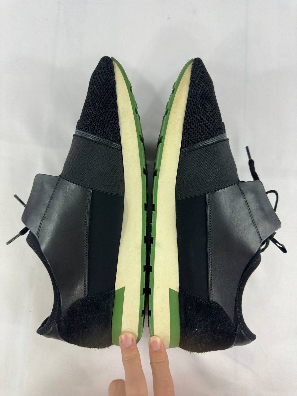 Balenciaga Balenciaga Elastic Race Runner Sneakers Size US 12 / EU 45 - 10 Thumbnail