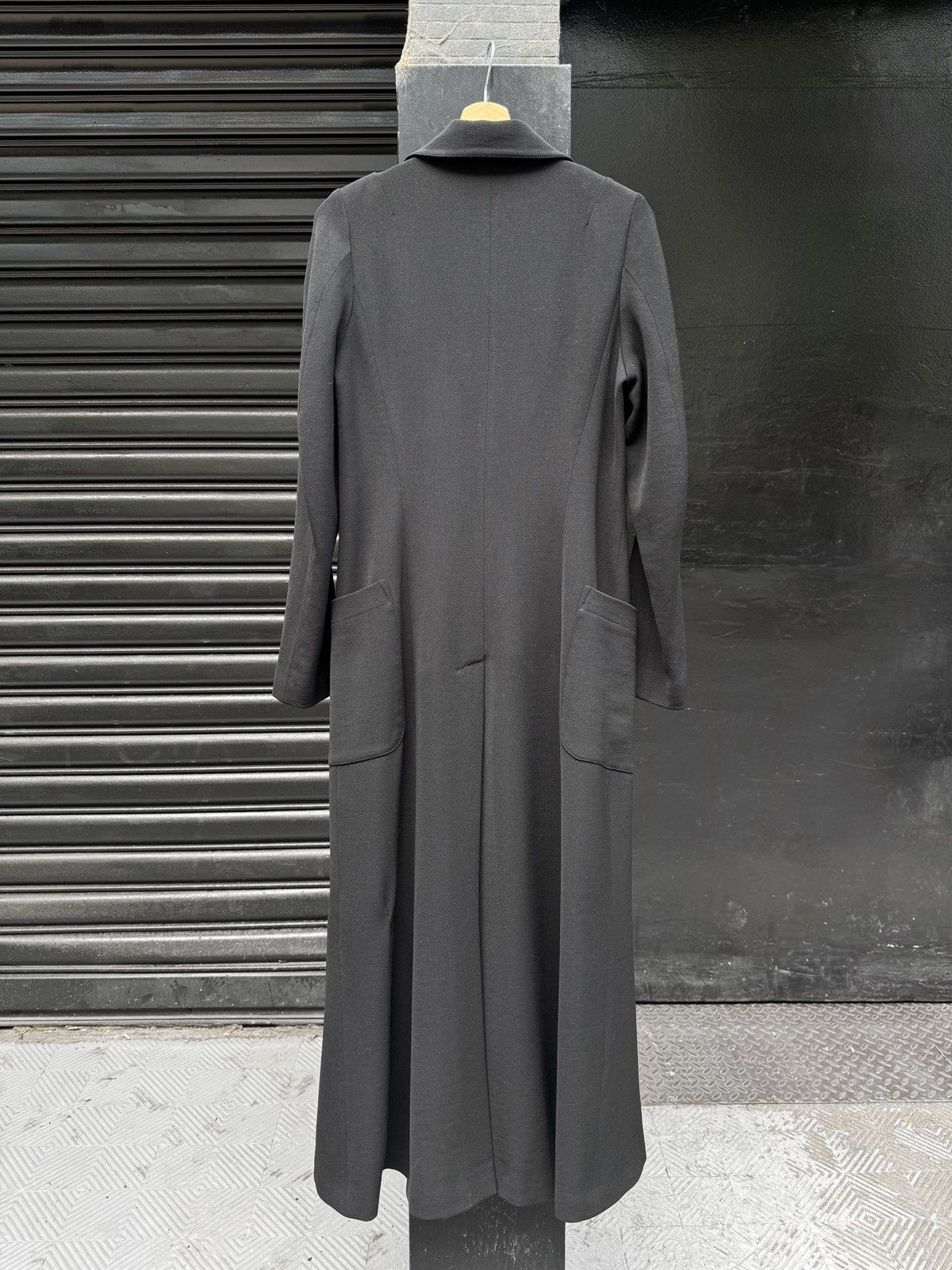 Ann Demeulemeester Ann Demeulemeester AW93 Floor Length Peak Lapel Coat Size XS / US 0-2 / IT 36-38 - 7 Thumbnail
