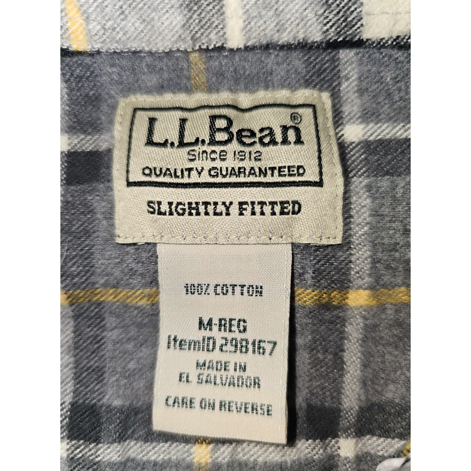 Vintage VINTAGE L.L. Bean Flannel Shirt Grey Plaid Slightly Fitted Button-Up Mens Sz M Regular Shirt Mens Gray Plaid Classic Outdoor Lumberjack Size US M / EU 48-50 / 2 - 4 Thumbnail