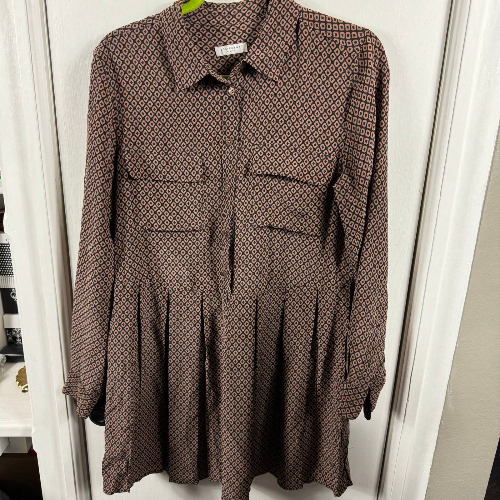 Equipment Equipment Femme Womens Silk Collared Long Sleeve Skater Dre Size M / US 6-8 / IT 42-44 - 1 Thumbnail