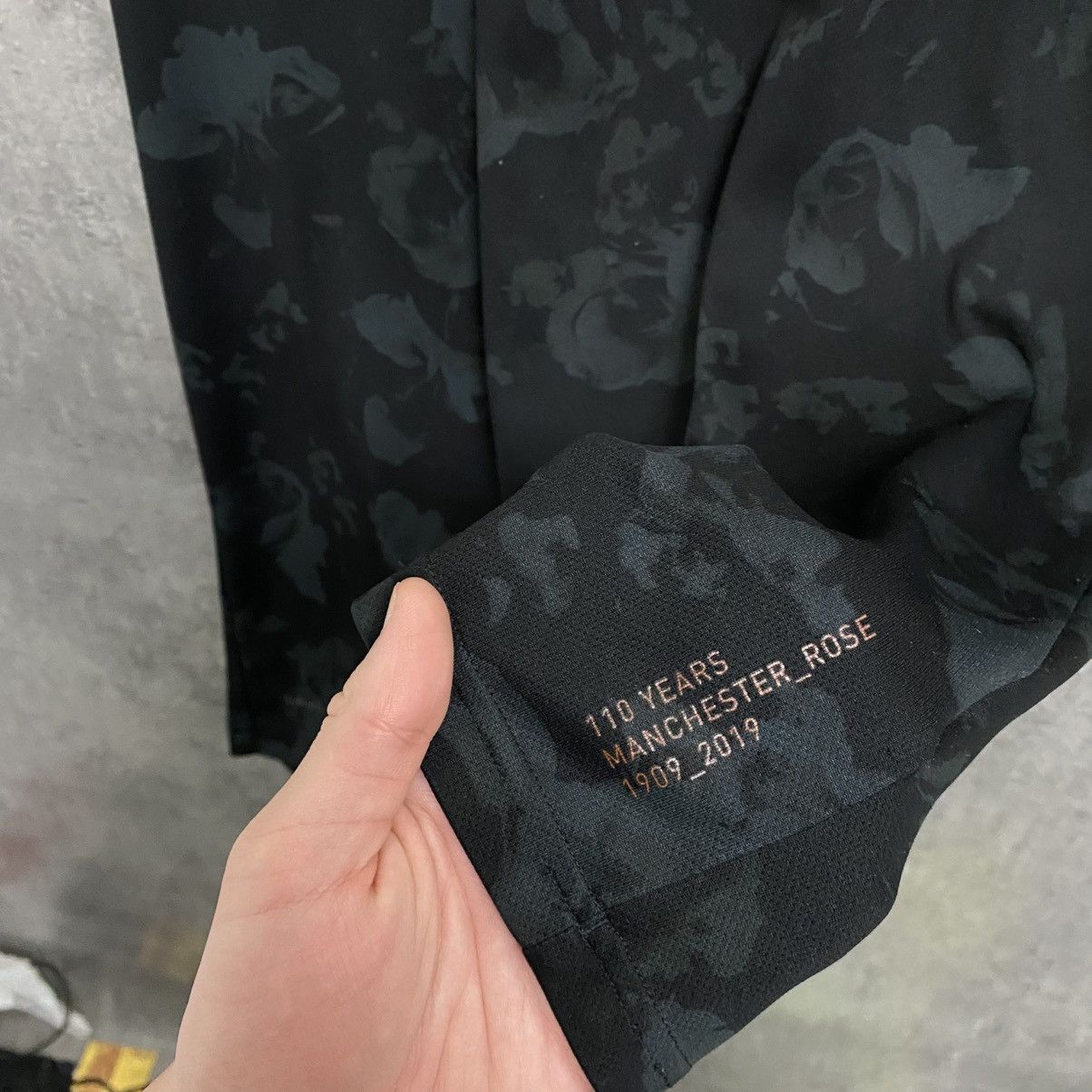 Adidas Adidas Manchester United Rose 2019 Jersey Rare Size US M / EU 48-50 / 2 - 7 Thumbnail