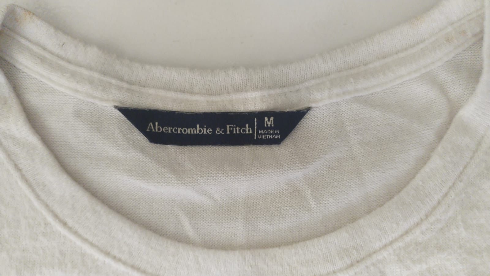 Abercrombie & Fitch Abercrombie & Fitch White T-Shirt Size M / US 6-8 / IT 42-44 - 2 Thumbnail