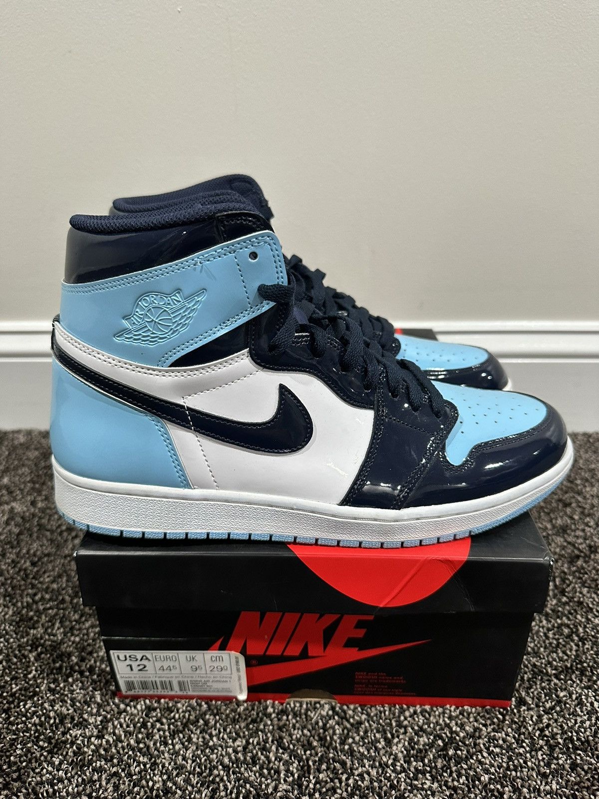 Jordan Brand Air Jordan Retro 1 Wmns OG “Blue Chill” Patent Leather Shoes Size US 10.5 / EU 43-44 - 5 Thumbnail