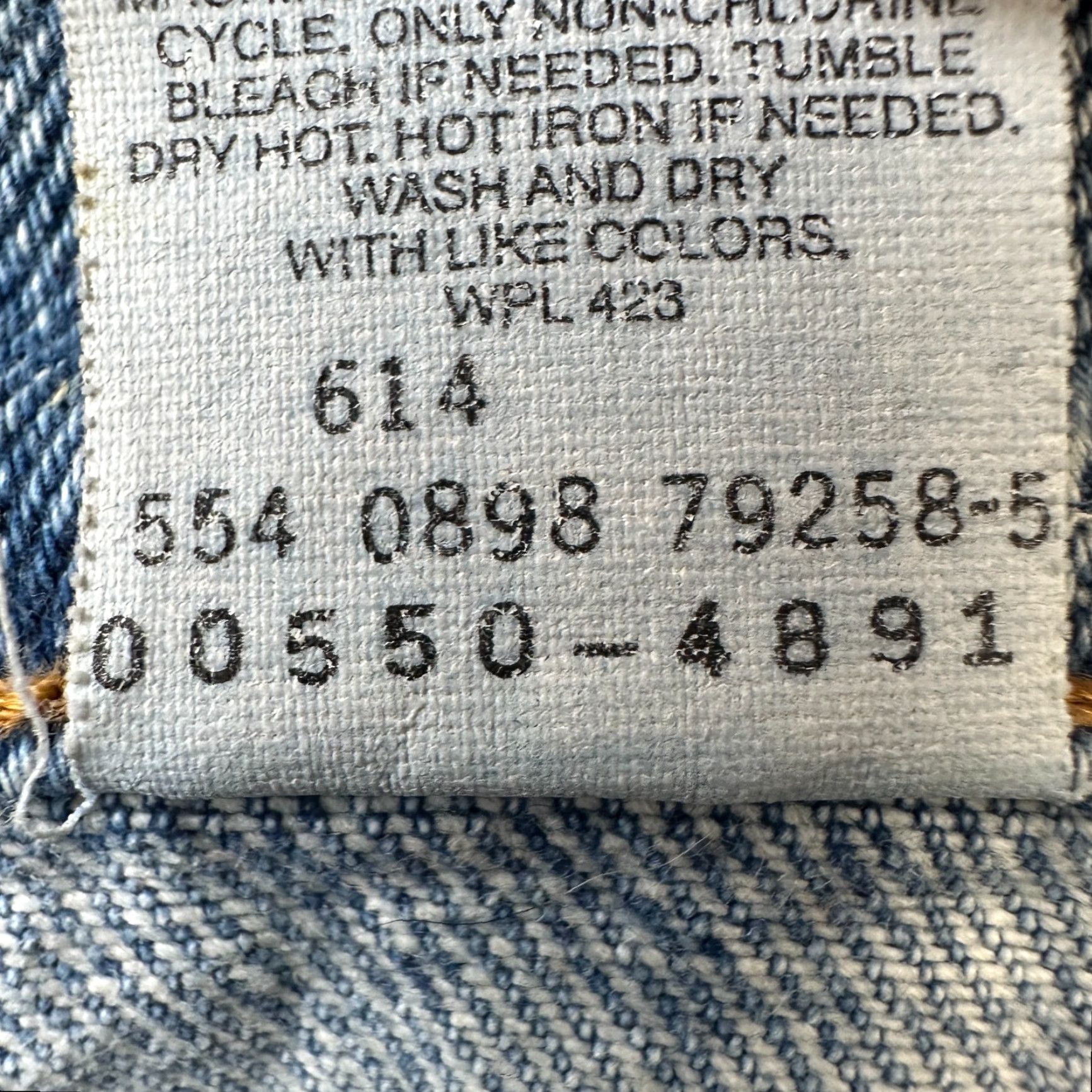 Levi's VINTAGE Levi's 550 Jeans Mens 34x30 Blue Denim Light Wash USA Made 90s Y2K Levi's 550 Jeans Mens 34x30 Blue Denim Light Wash USA Made 90s Y2K Size US 34 / EU 50 - 7 Thumbnail