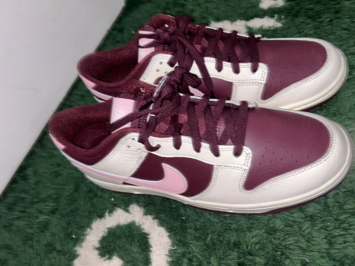 Nike Size 11 - Nike Dunk Low Premium Valentine's Day Size US 11 / EU 44 - 5 Thumbnail
