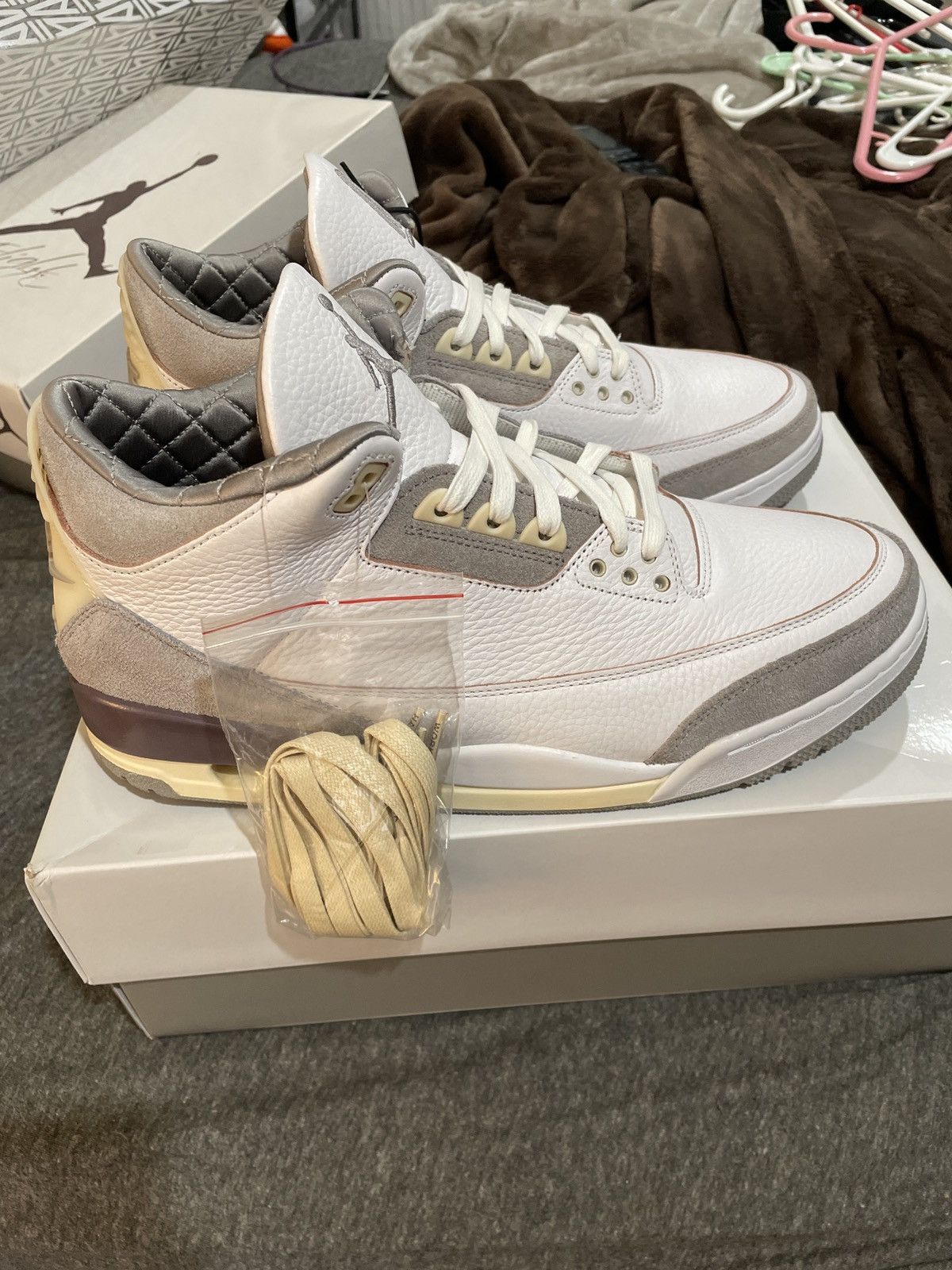 A Ma Maniere Air Jordan 3 A Maniere Size 11.5M/13W Size US 11.5 / EU 44-45 - 3 Thumbnail